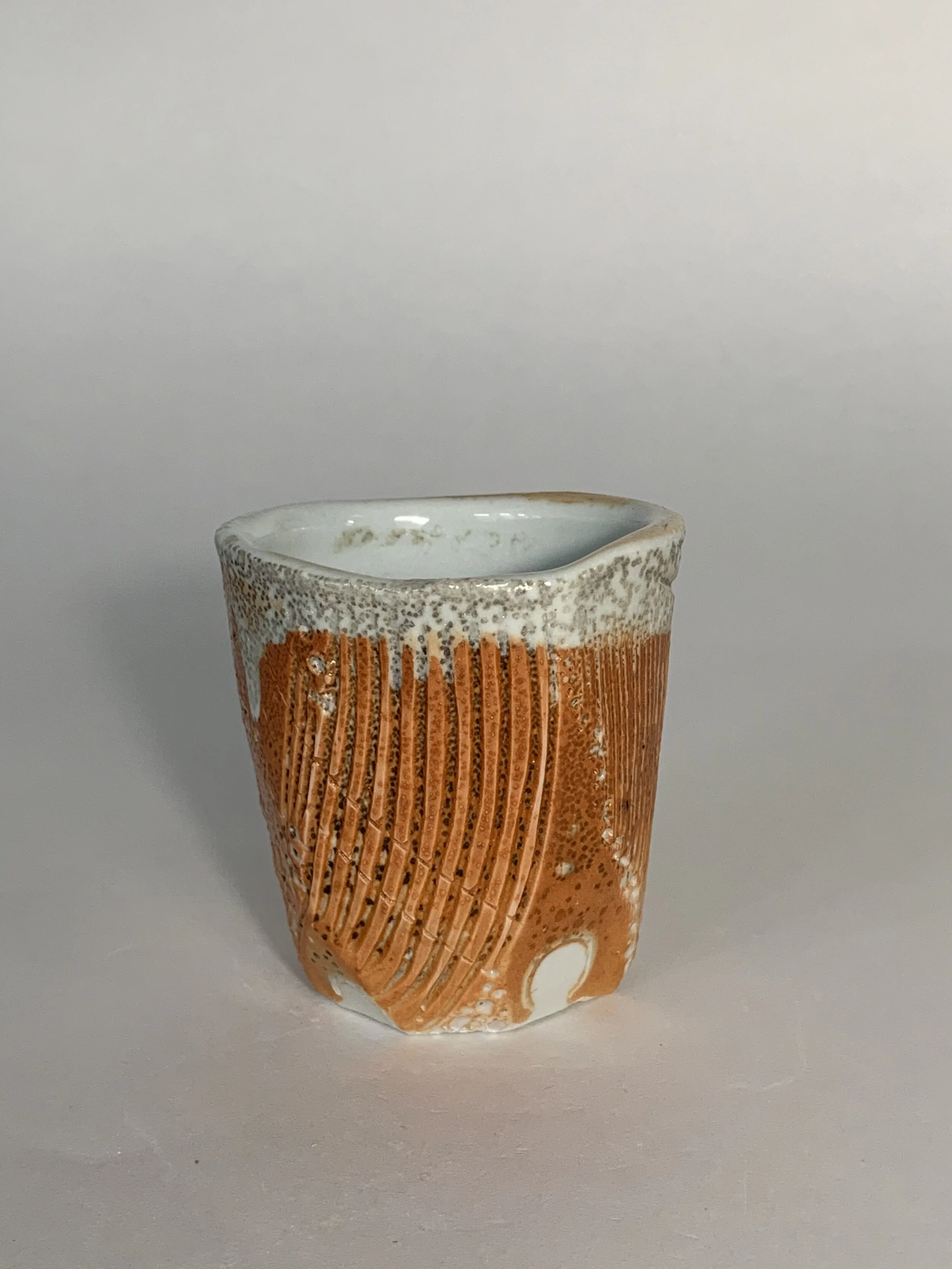 C028B7AB-D2E5-4BE2-BEF8-5FD433294356