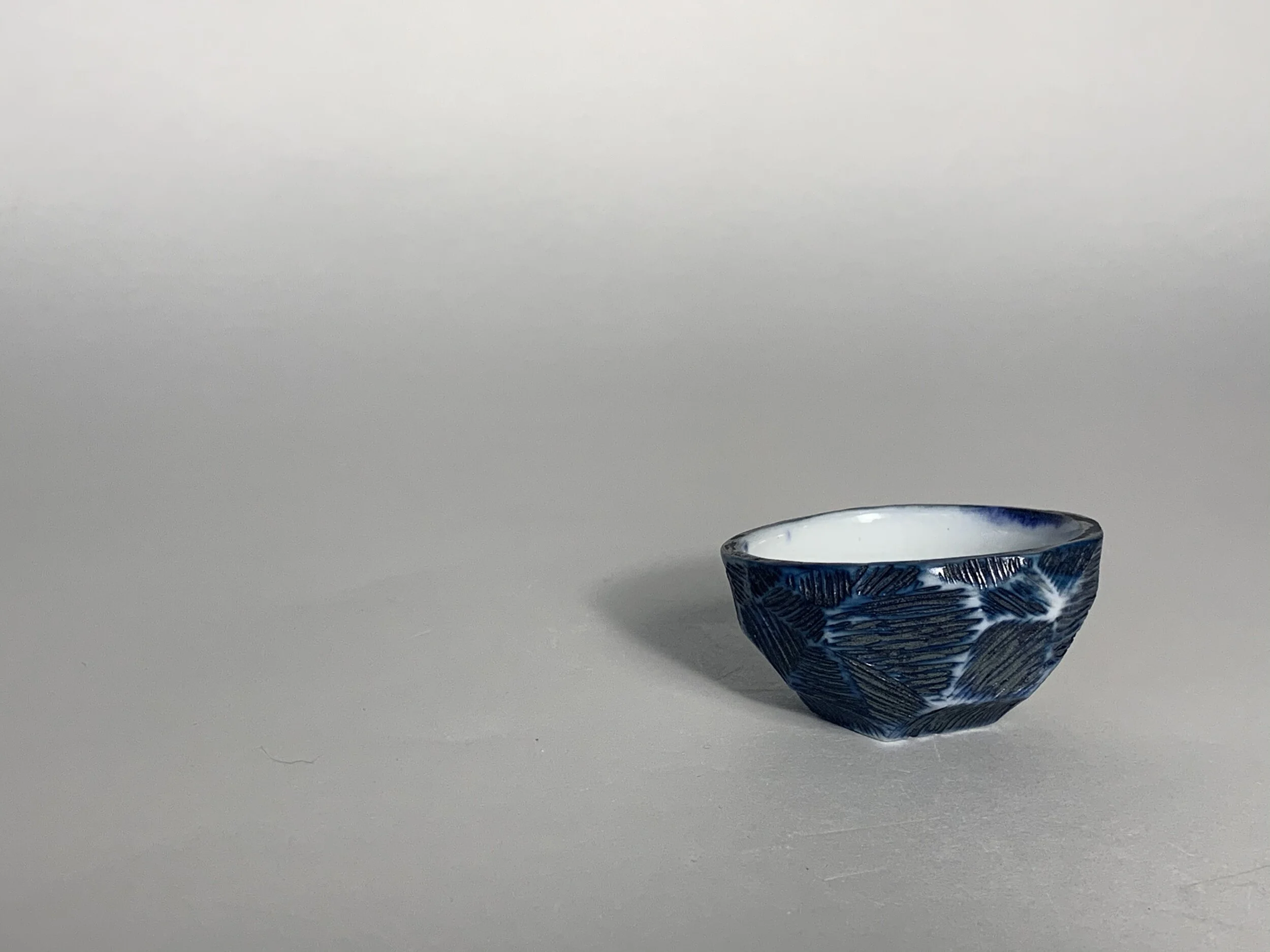 9CB7AB2B-04D7-4B1F-A179-CAB3950784D3