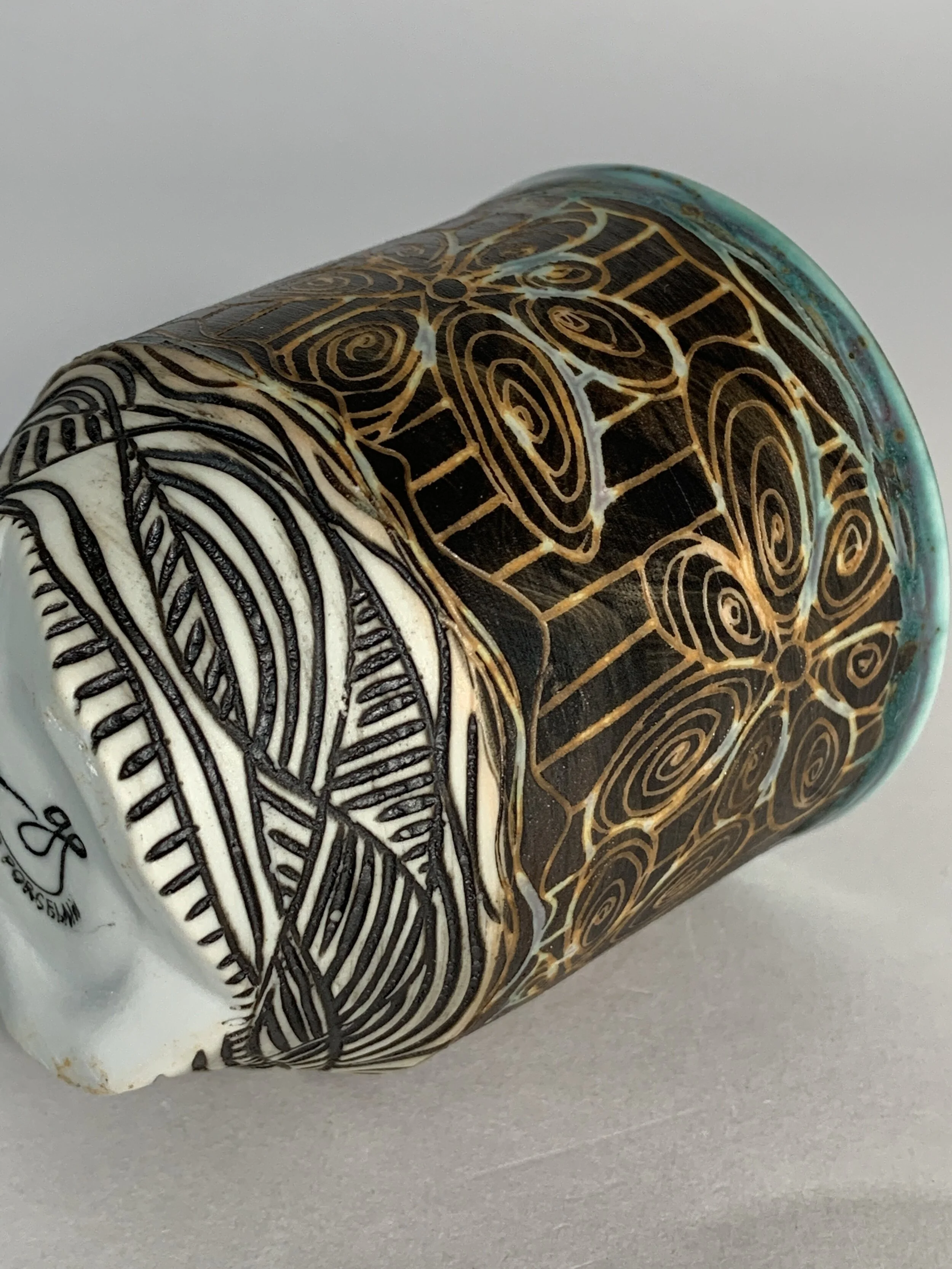 DA4BC61E-4CB1-40B4-AAC5-48AEC0F36B15