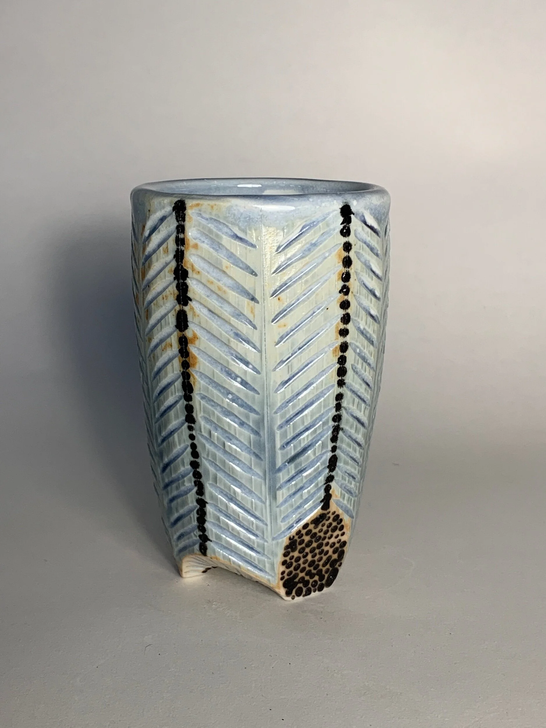 7B20F0B5-B501-4604-9BEE-5A155721CE9F