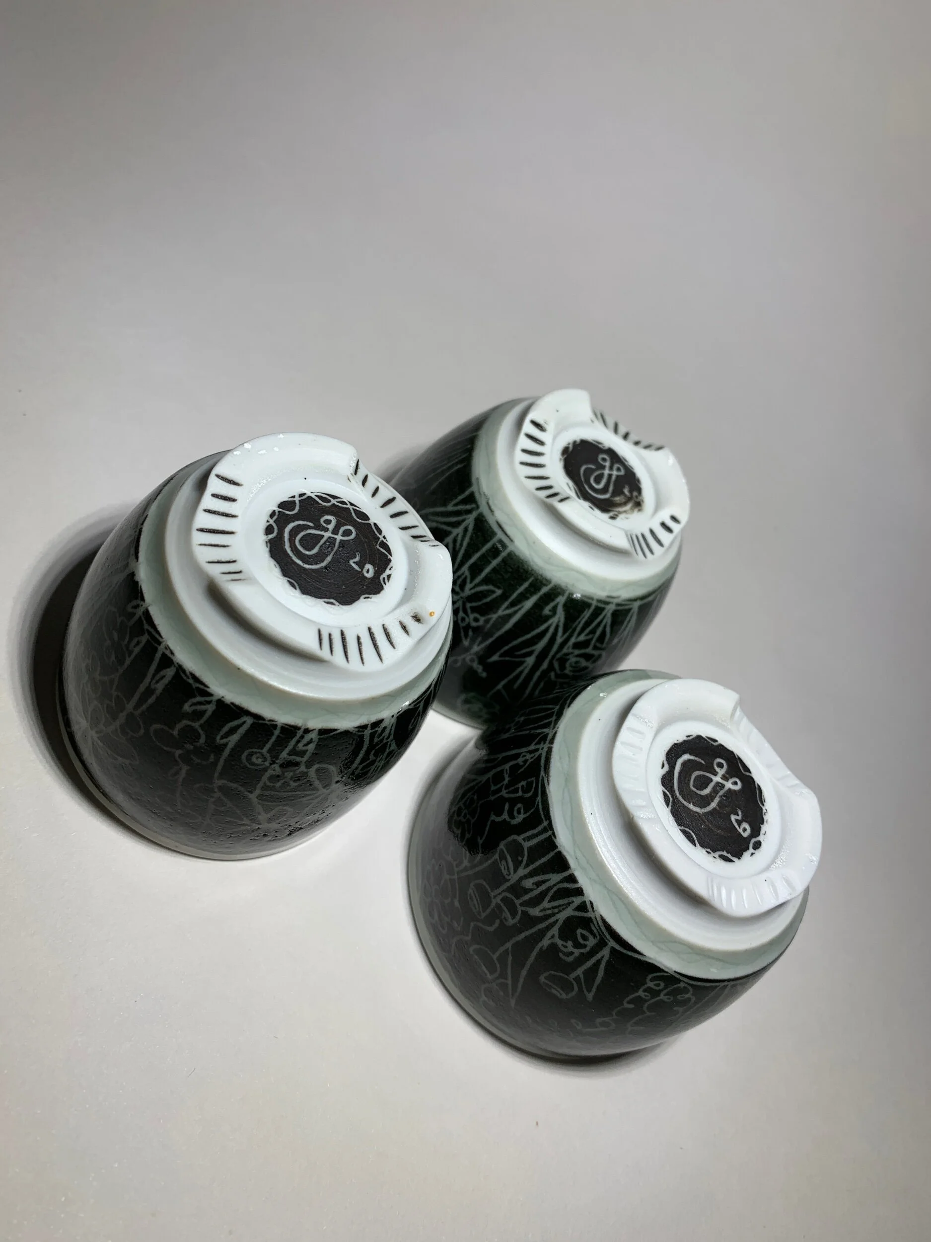 5AA5037E-D8B4-474A-BE5C-DEEE17DA6D3E