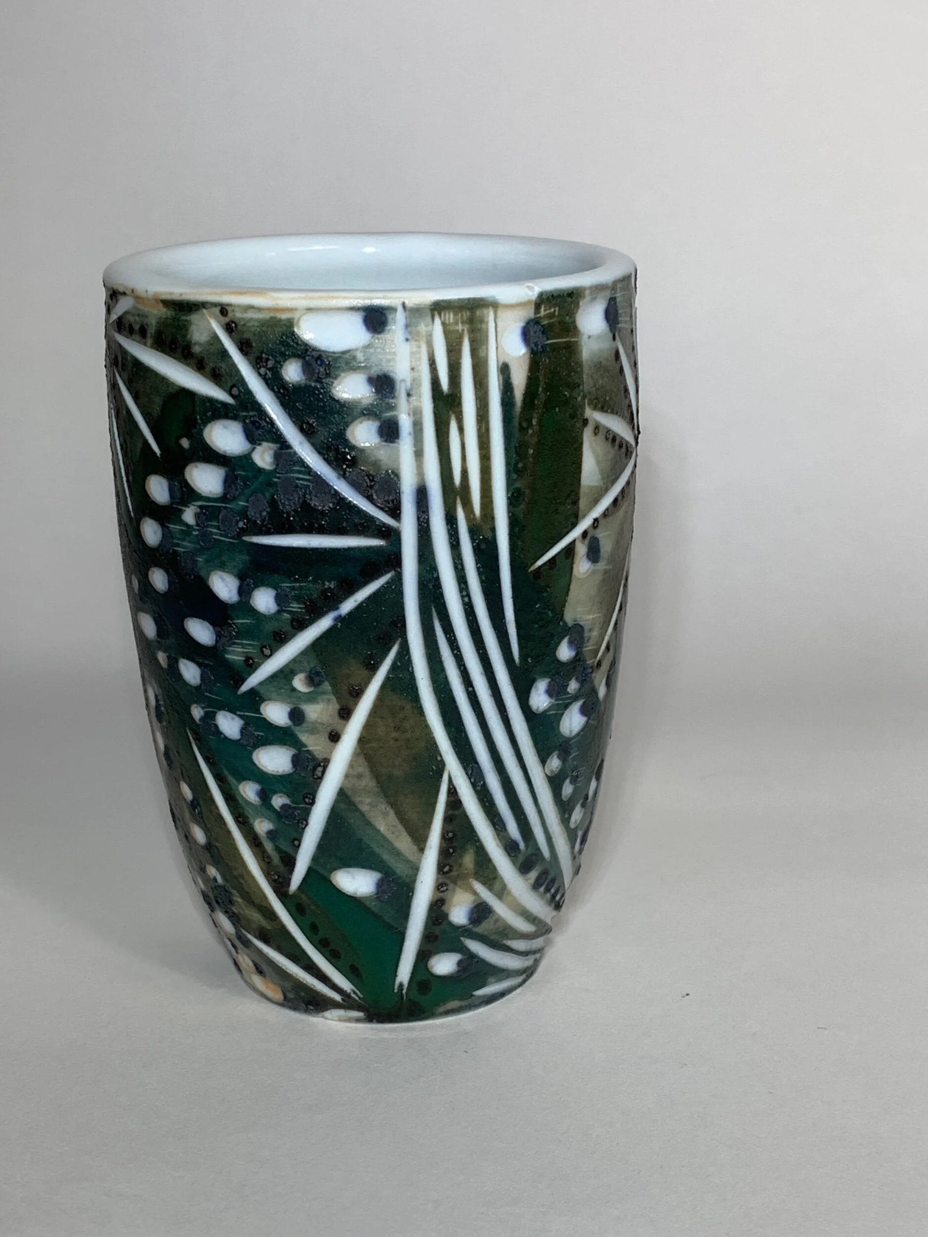 2E255B35-CA48-4E6B-8E0B-591F934E69B8