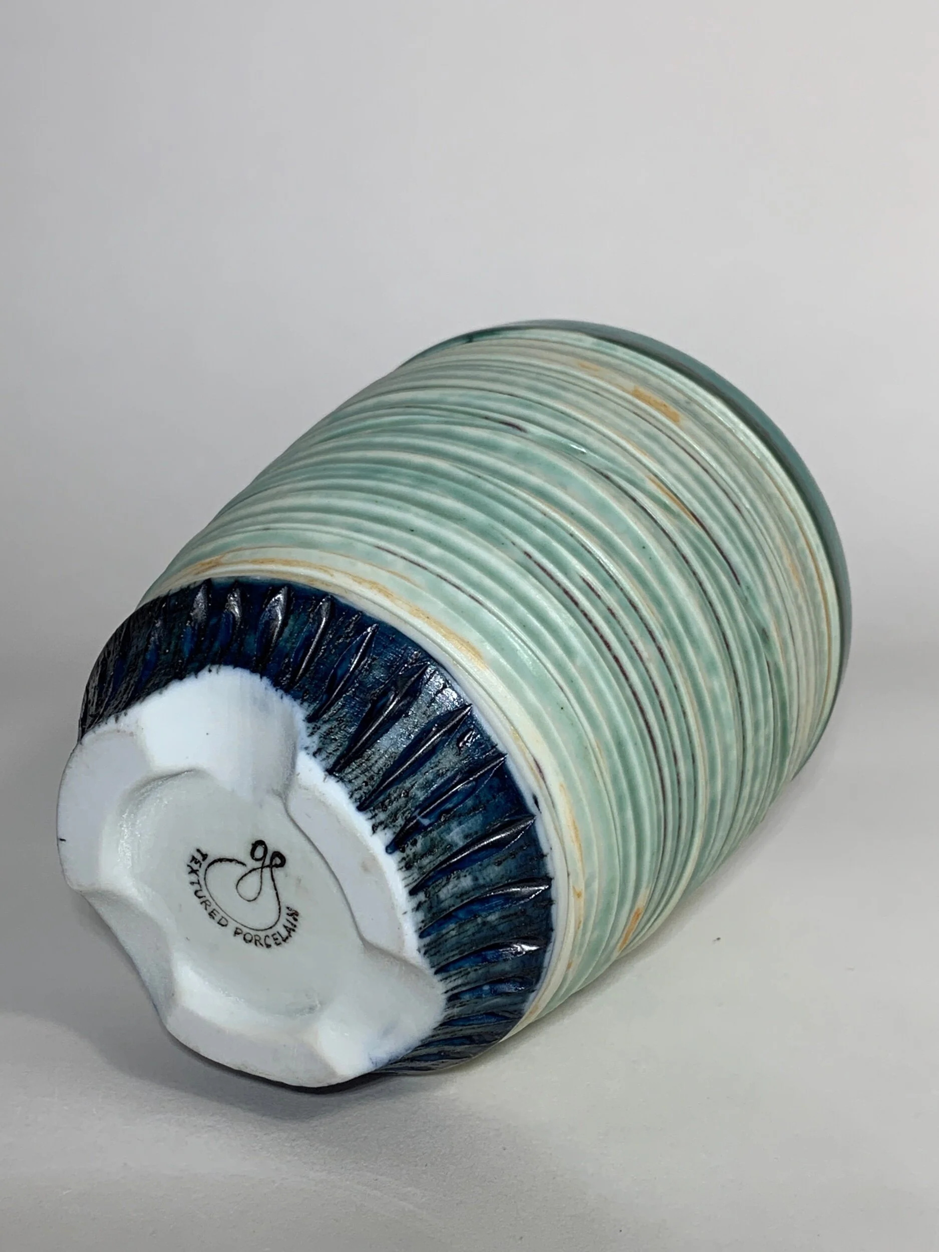 C858DB4D-DA0A-49BF-99F1-6F1E6EC6ABBF