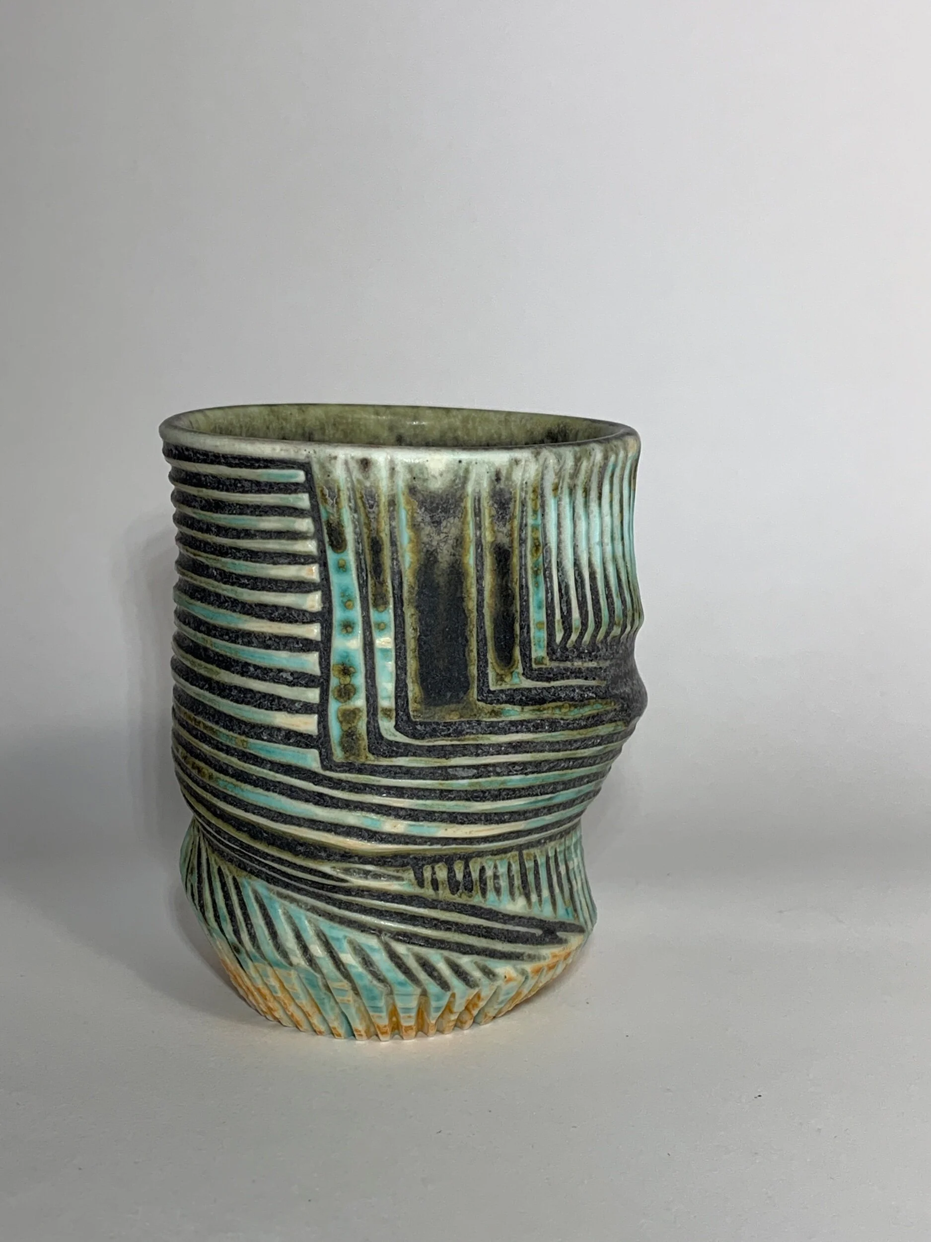 D9E39459-0C3D-462B-9B39-037F0F05CD94