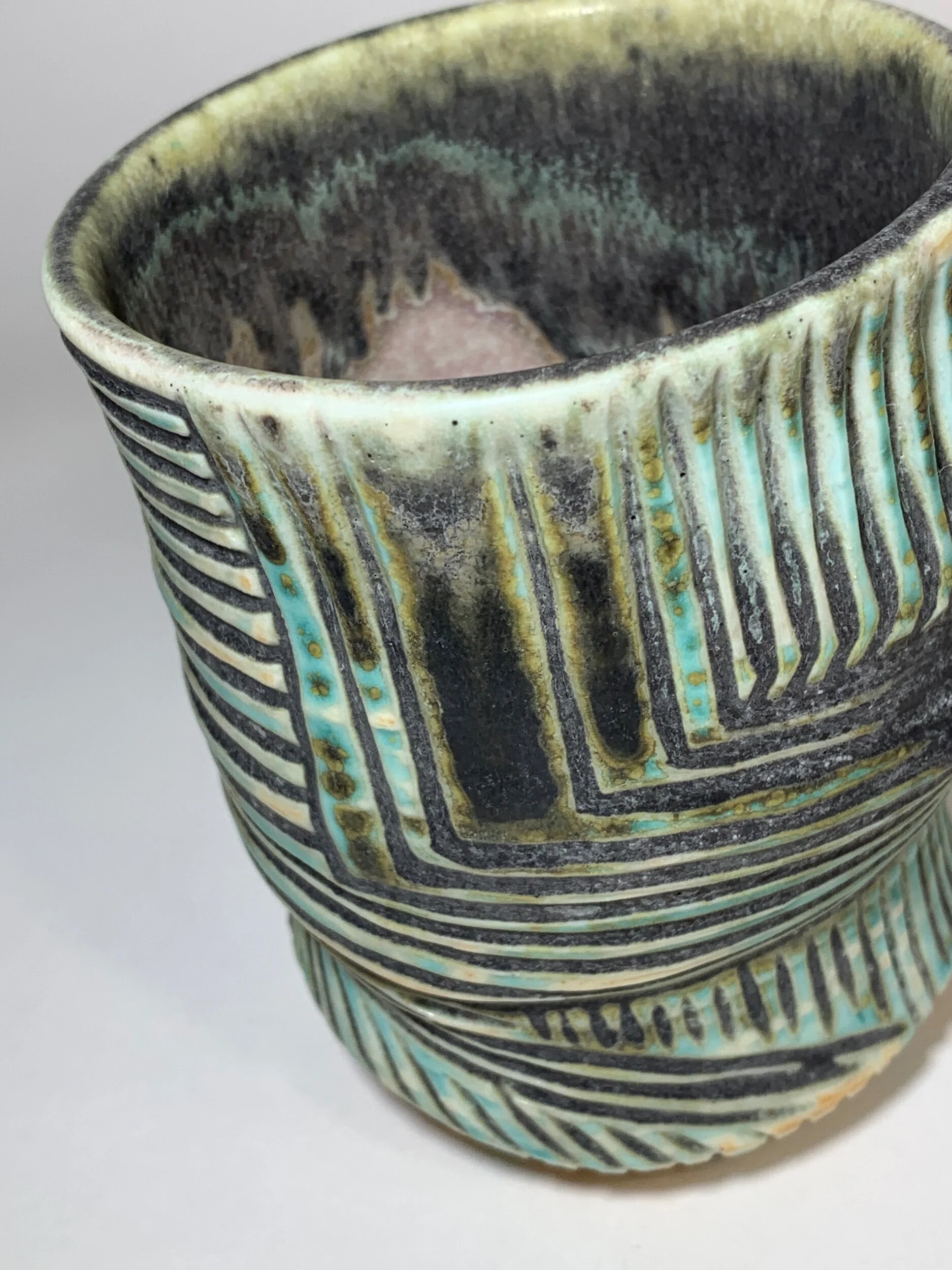 DF89D39C-369D-4FE9-B141-0C6150E49A0C