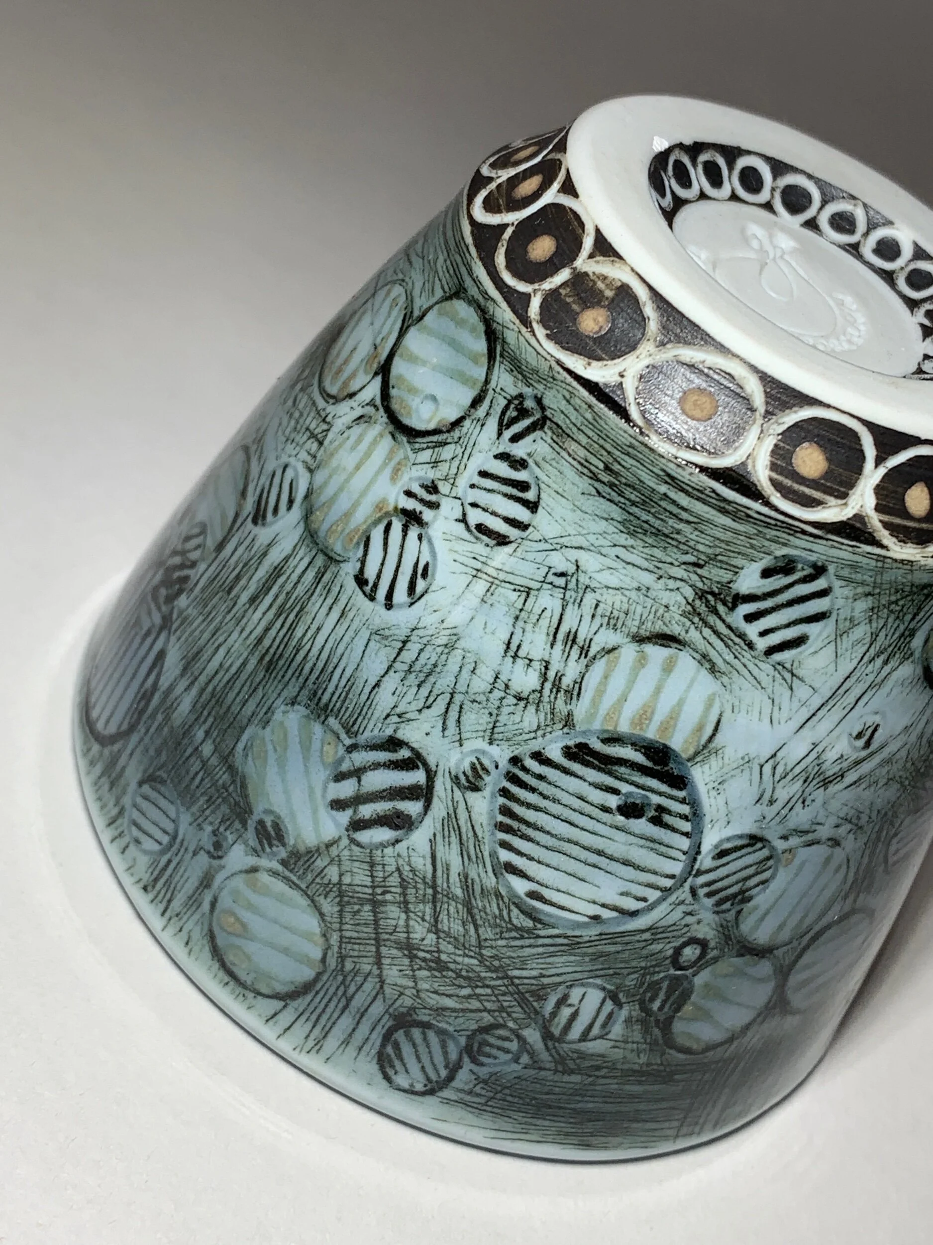 F81FC9B2-C9A8-4BBA-AF55-FA00AC625AEE