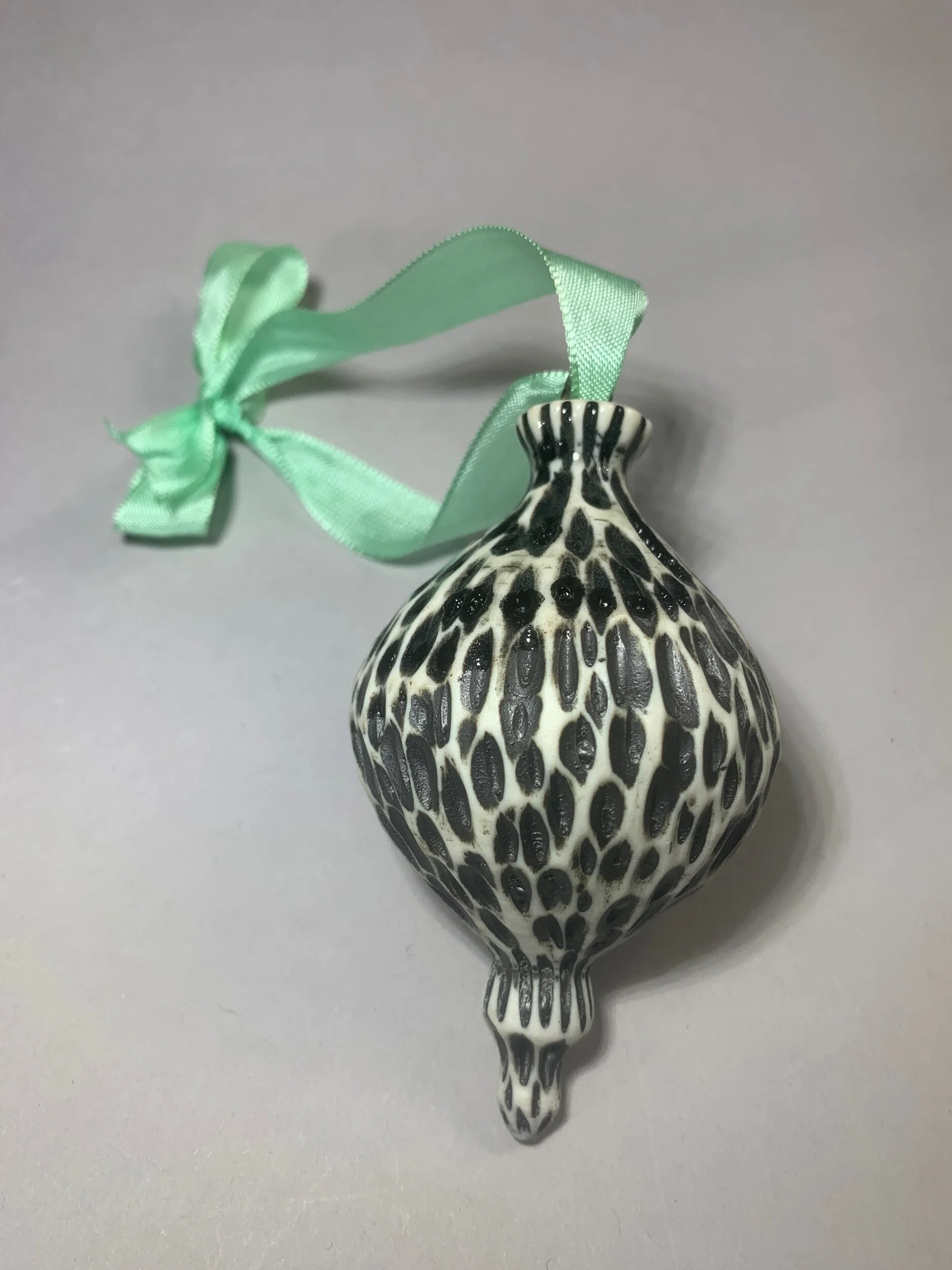 B6636BB8-453B-4890-BA7A-D5EAFDB165A3