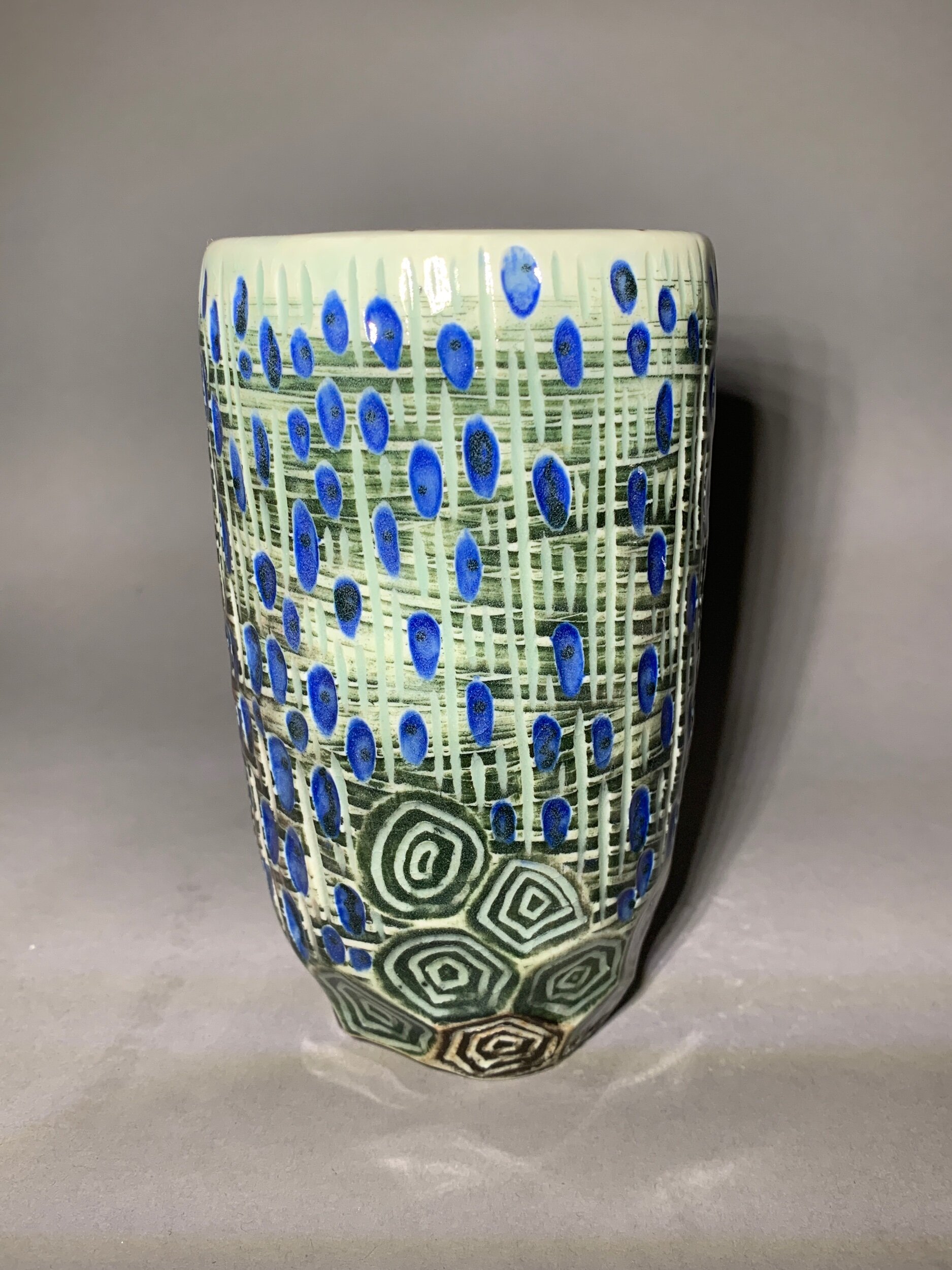 E5E16BC5-2A6C-4FF9-A579-051F9533D6D7