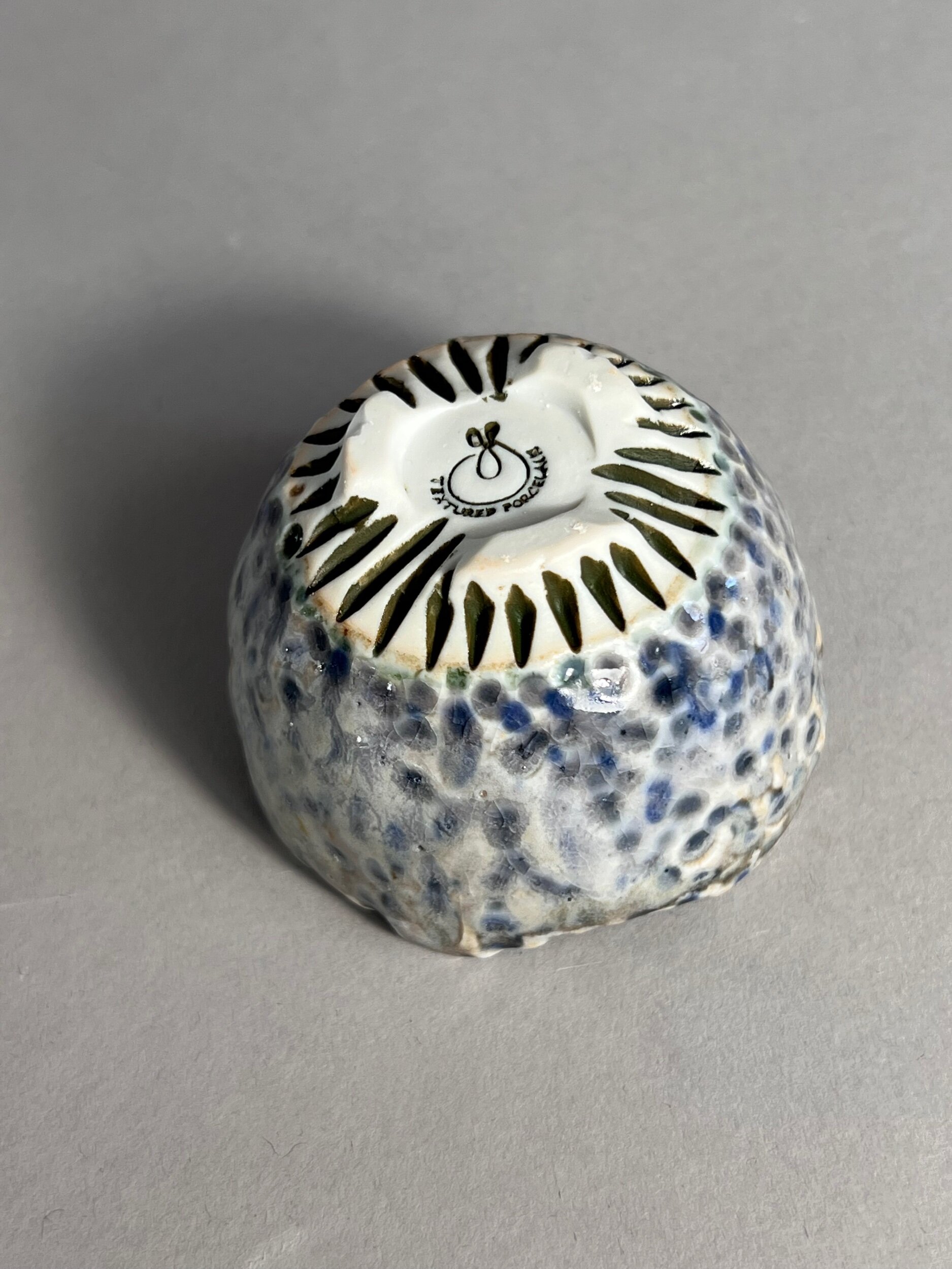 35E8AC11-74A3-4C80-A6FA-0582237393F9