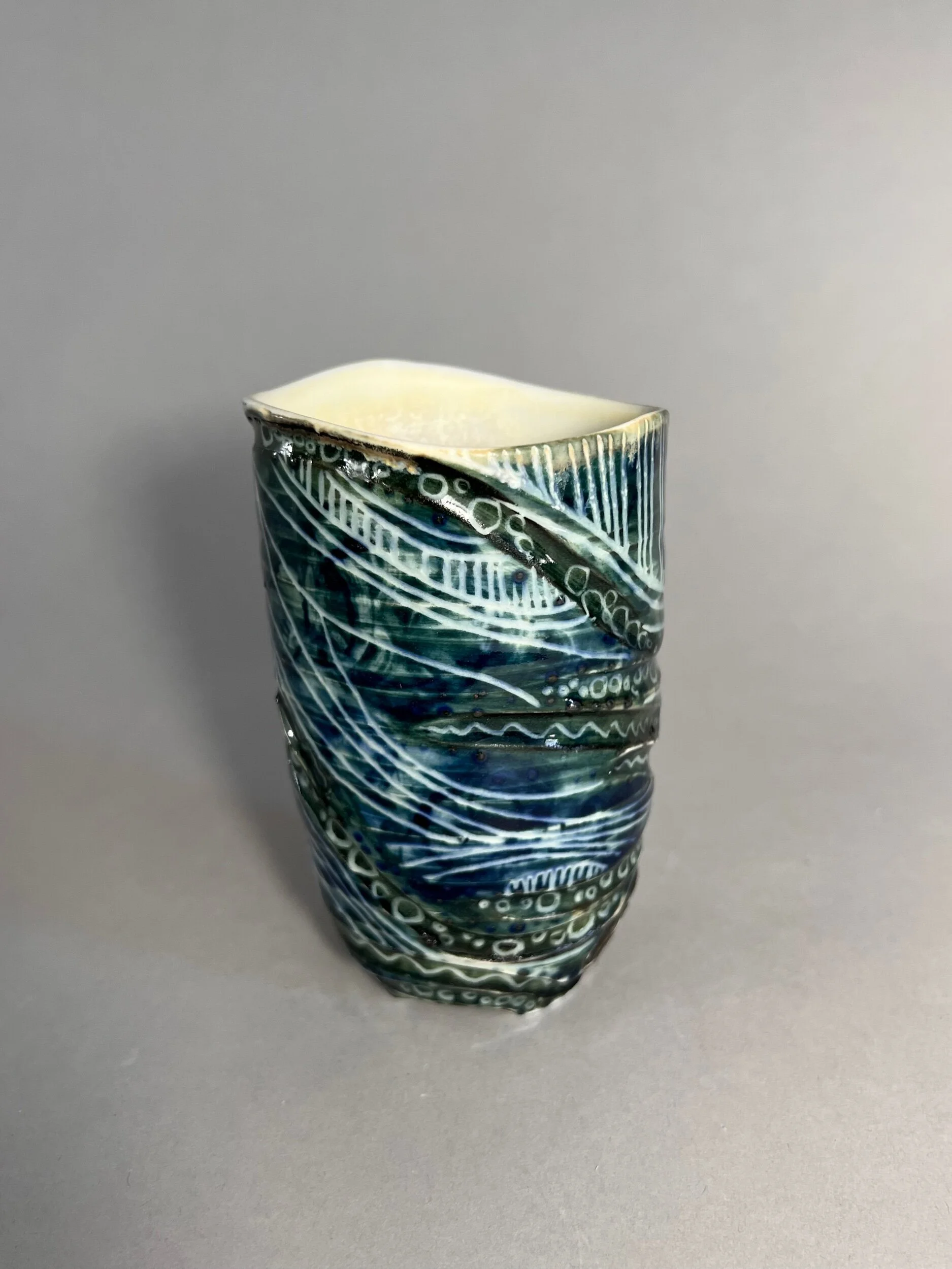 5BF241A1-8550-4259-9B57-378730642E2C