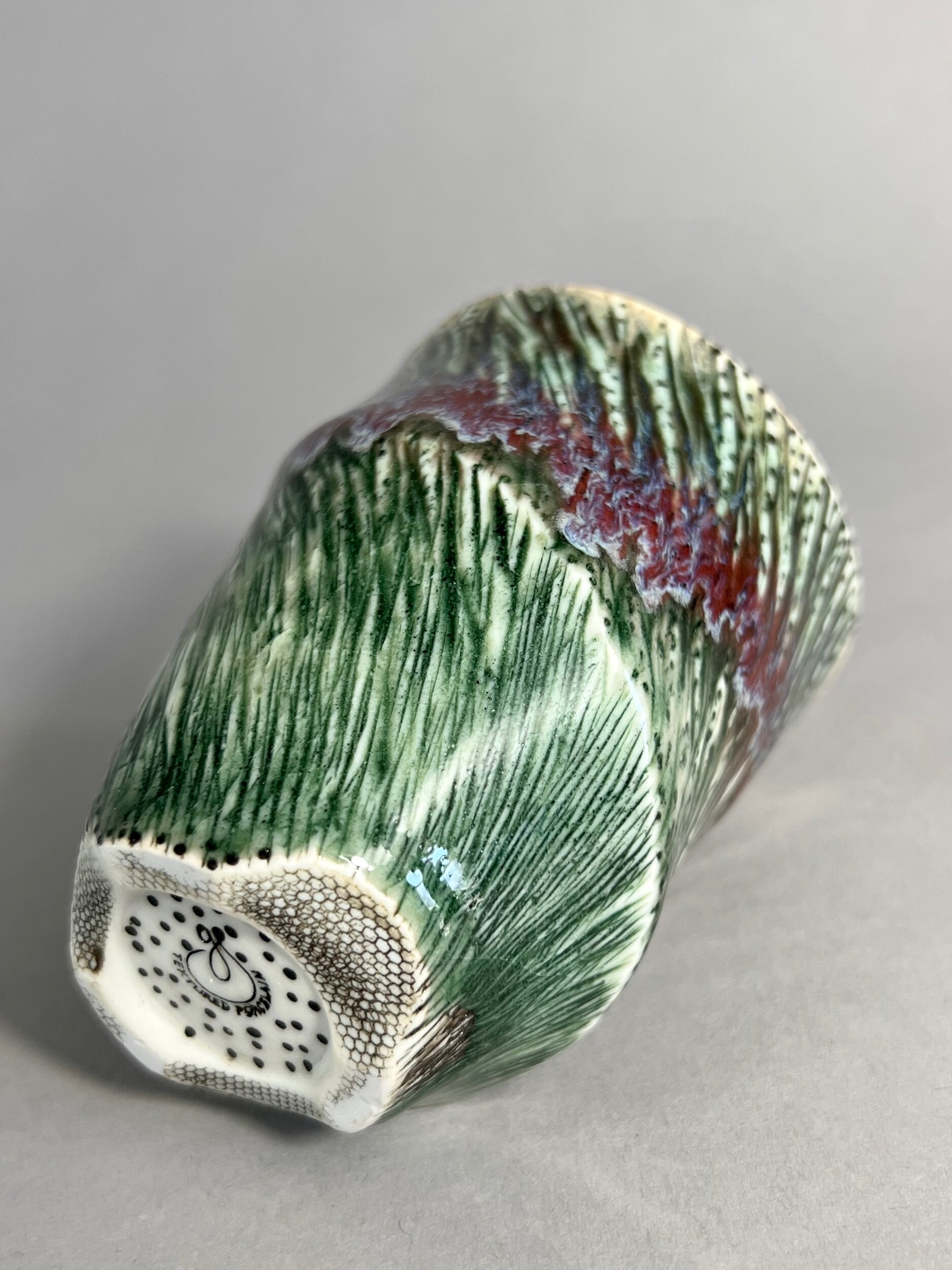 E468D57C-8E93-4716-8F19-F7EA7422C747