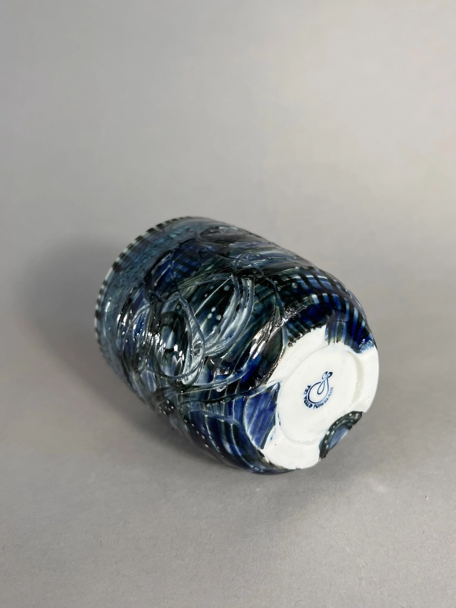 B76C271D-E2B1-4C5D-AE0D-30A5142C543E