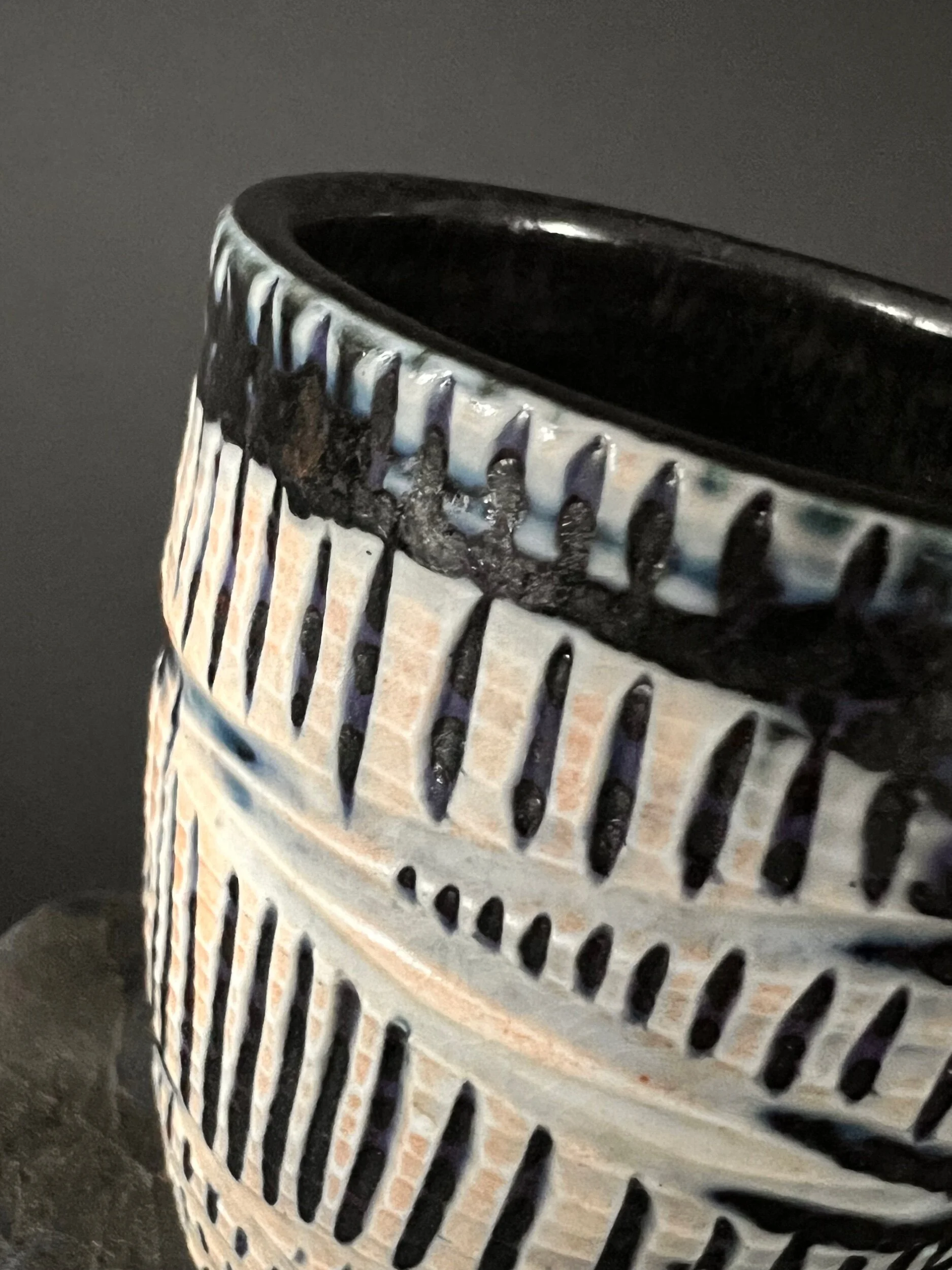 F6F0D44F-9D74-4C4F-8752-295A06F35A63