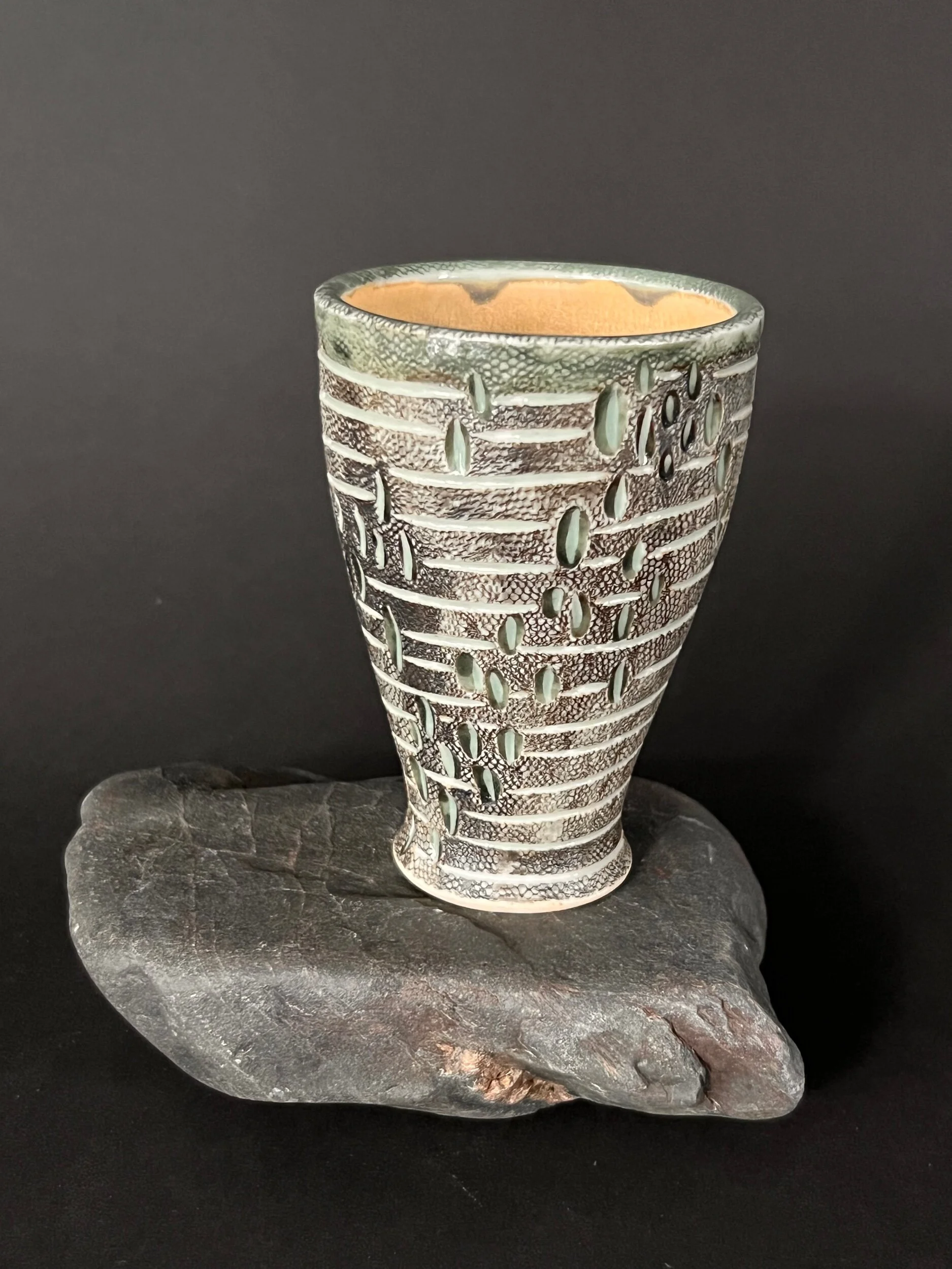 80A7C19B-4C9C-4DB2-B28B-177186BC5F39