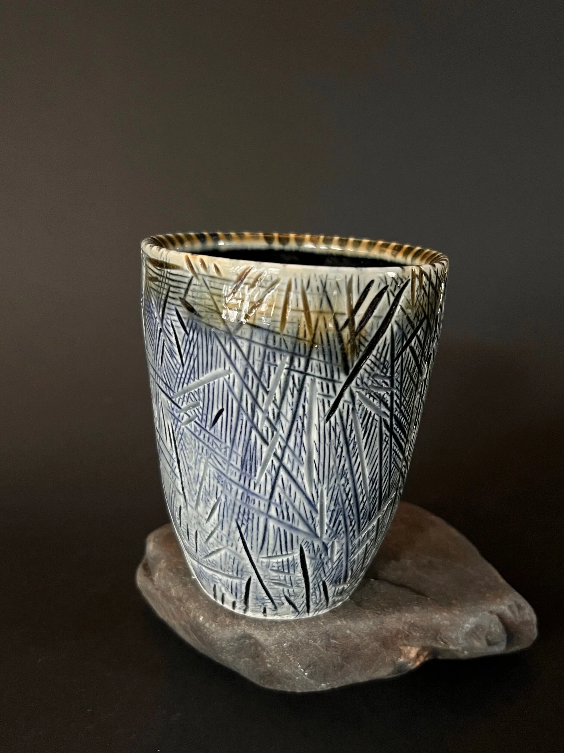 B3923823-F93D-4878-A0B6-5DE2C0FA7B5A