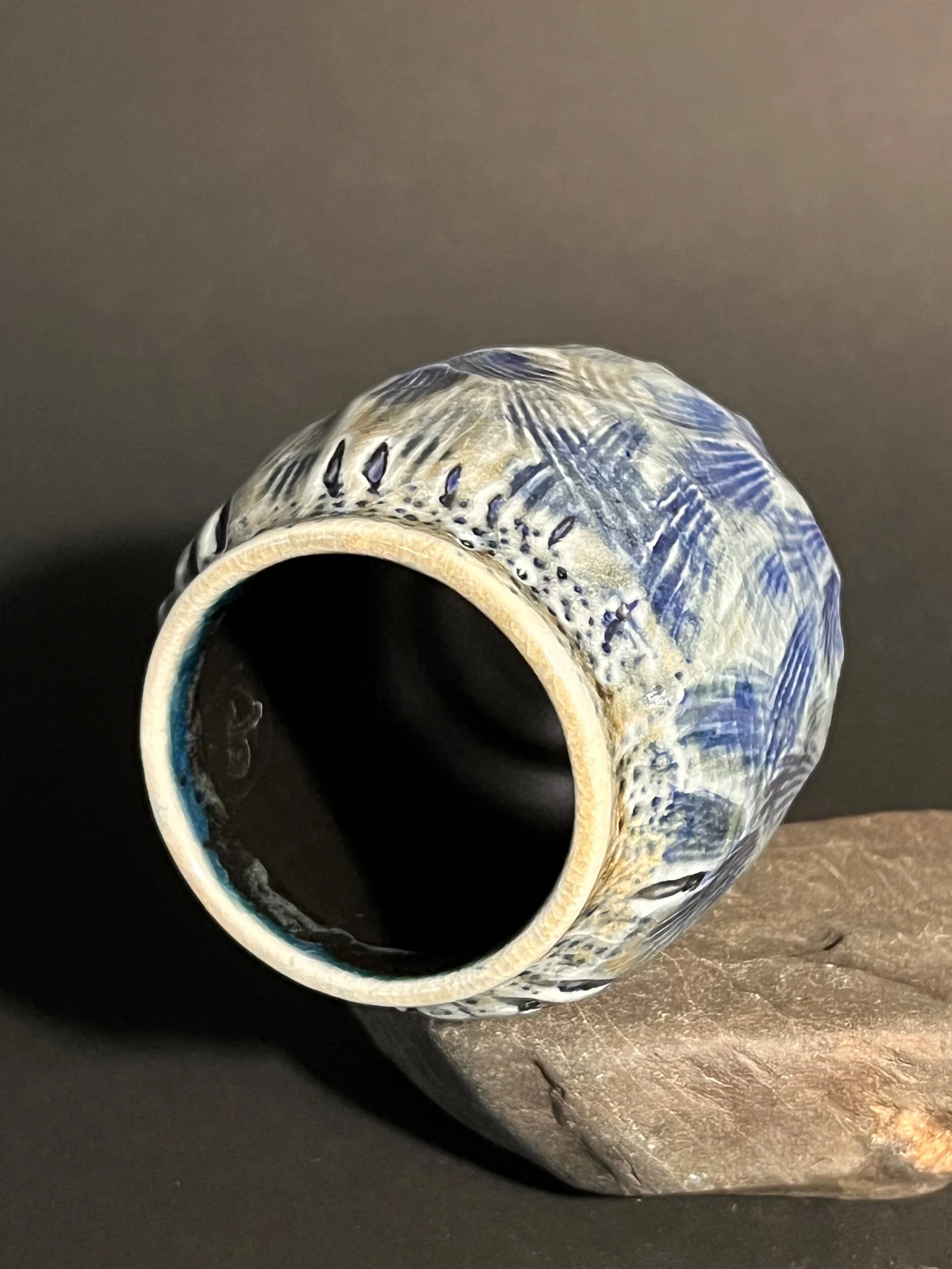 53D31FC9-510F-4A3B-8698-87E48E3CF8B1