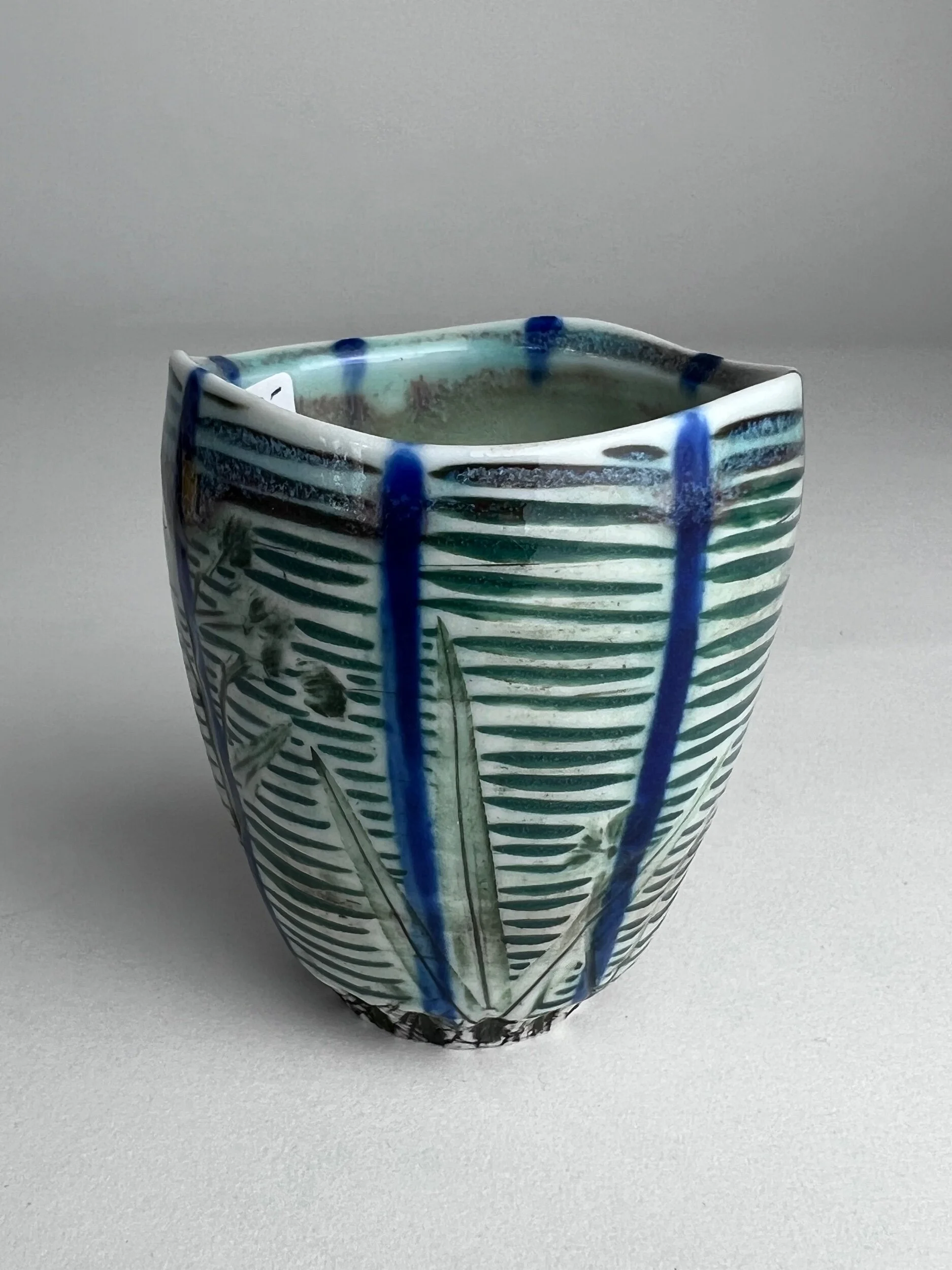 00B84E9D-FDA5-4D7A-B625-63BA6070CDB8