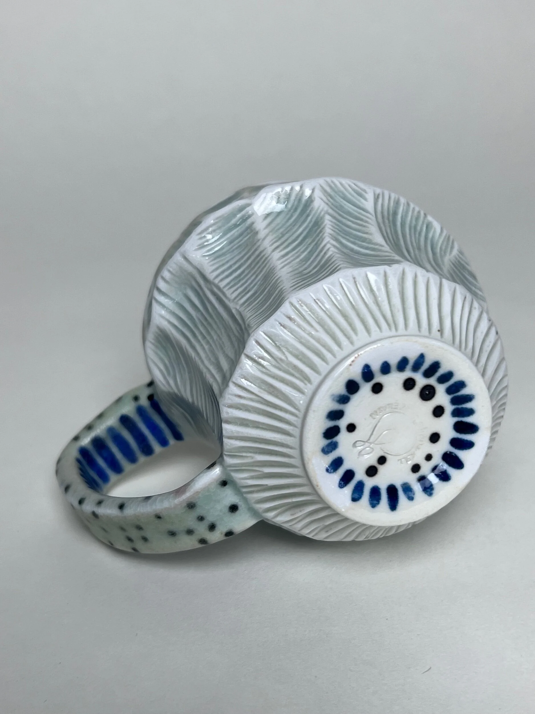 0FBA3CAF-84E5-493B-952A-34EF8B65DC7B