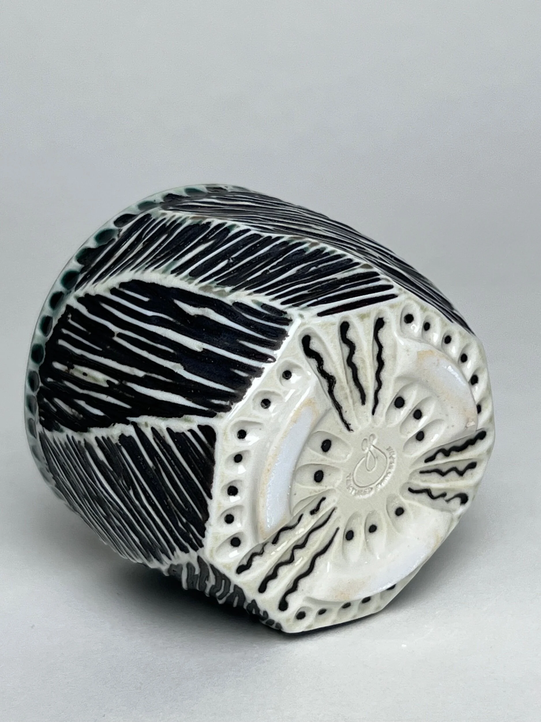 310E38D0-EE08-422E-B5D2-6F33AD8F3734