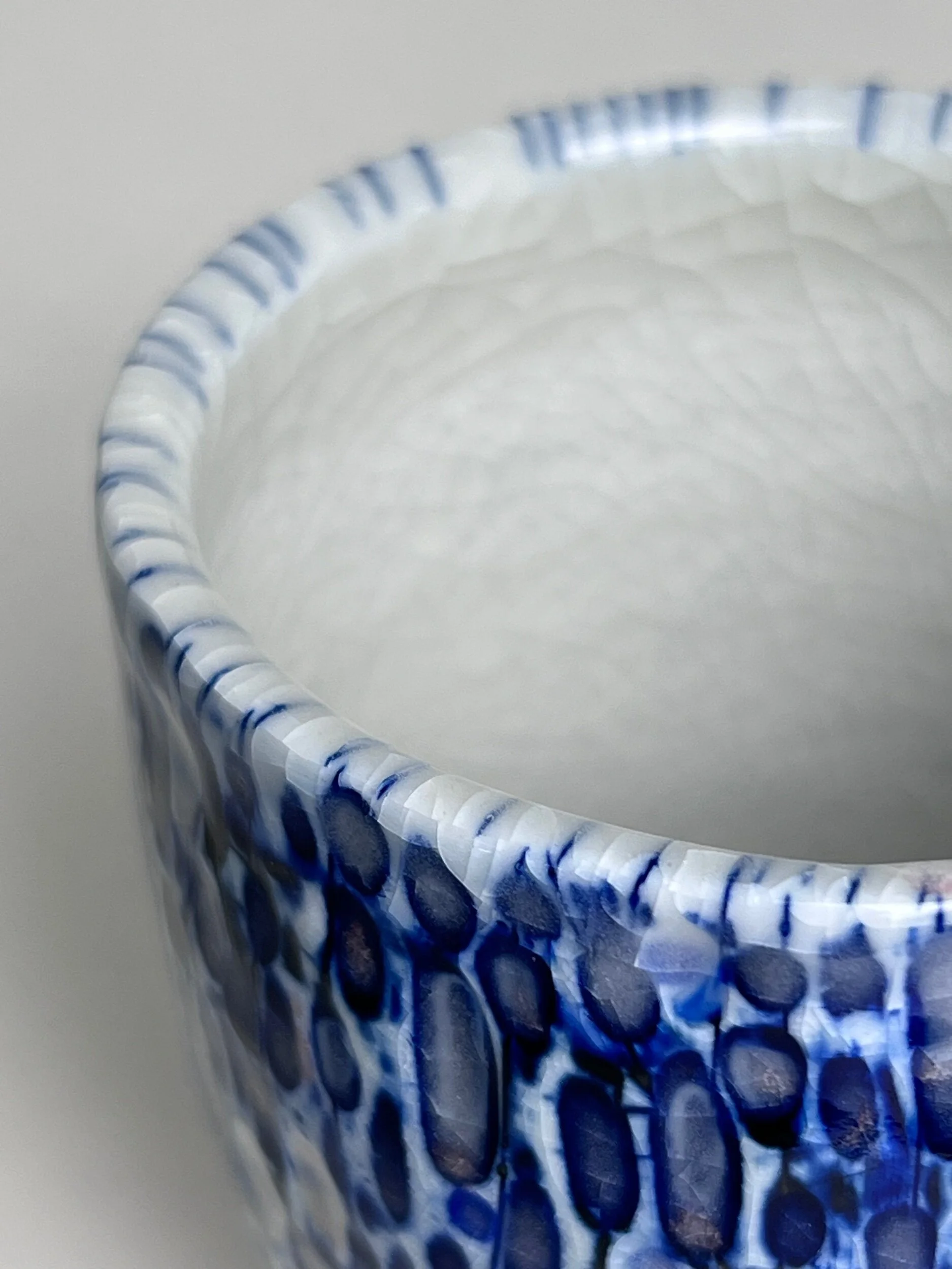 B4CC63B0-5C70-4FD5-8494-830E16834104