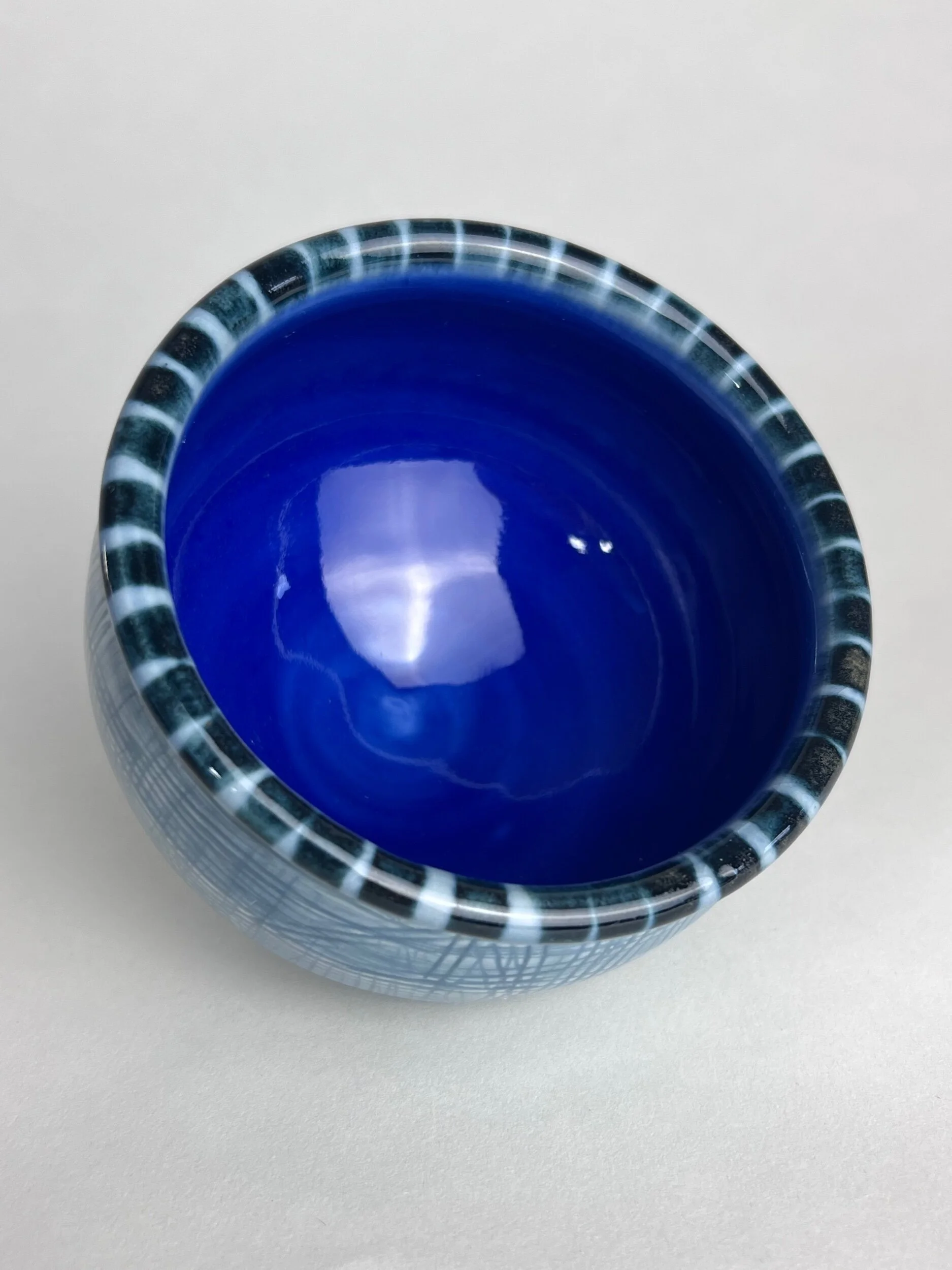 C4CEEF06-28D3-4DA4-B283-E6A078E1D59D