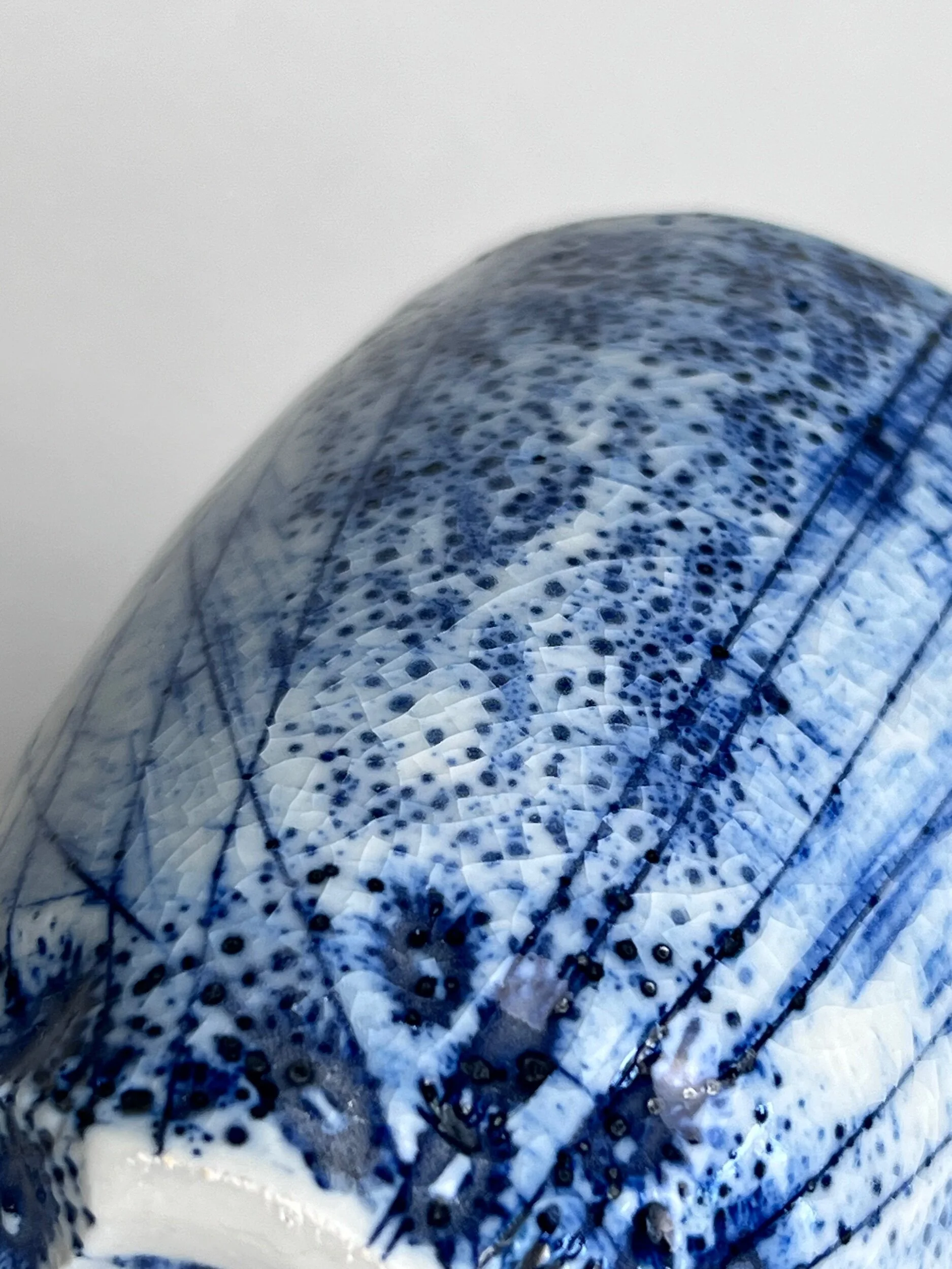 B3B29E01-31AB-4DA3-86A7-1B81600B0159