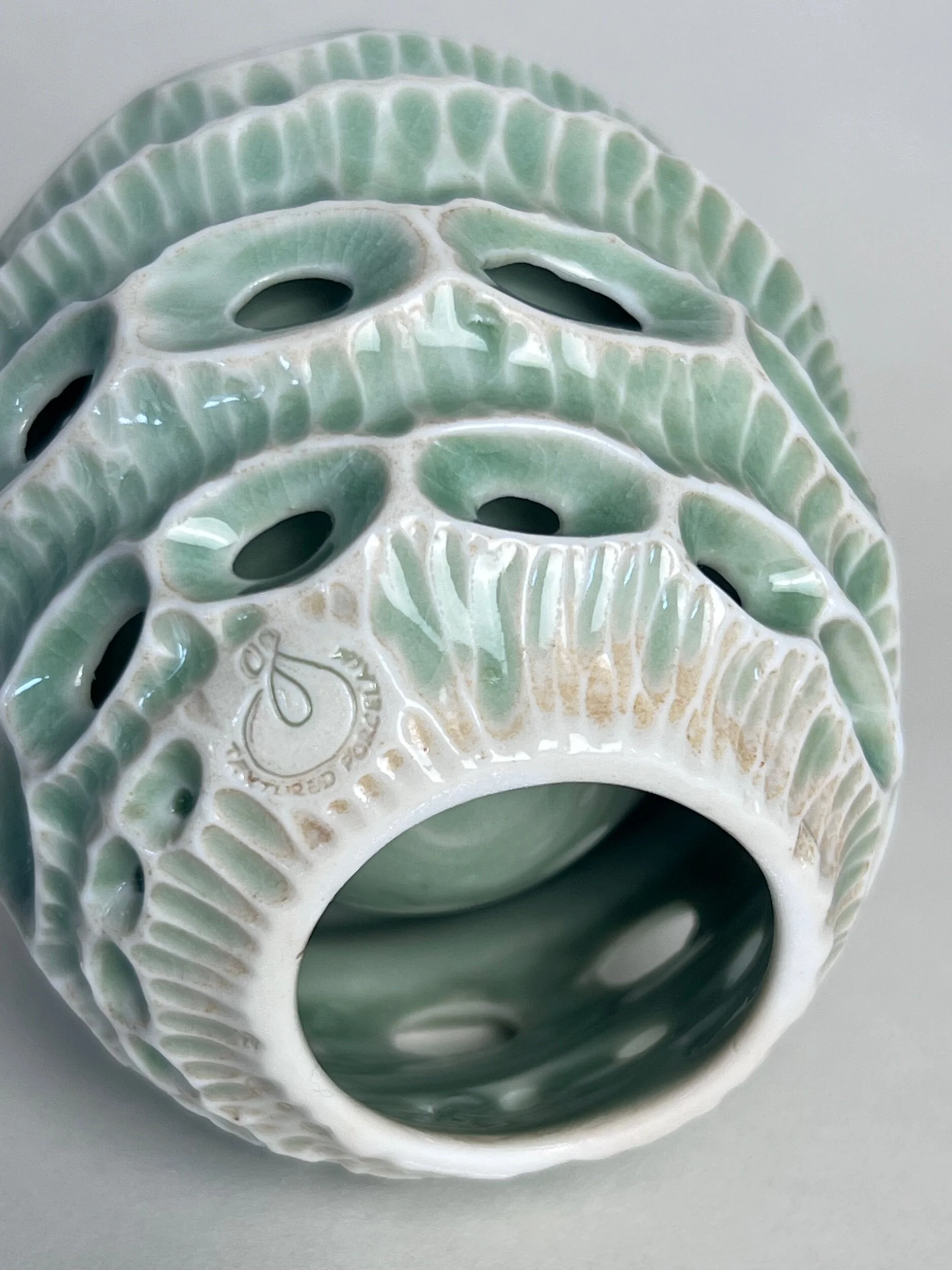 6CA104D8-0227-4292-ABB6-813FC2980200