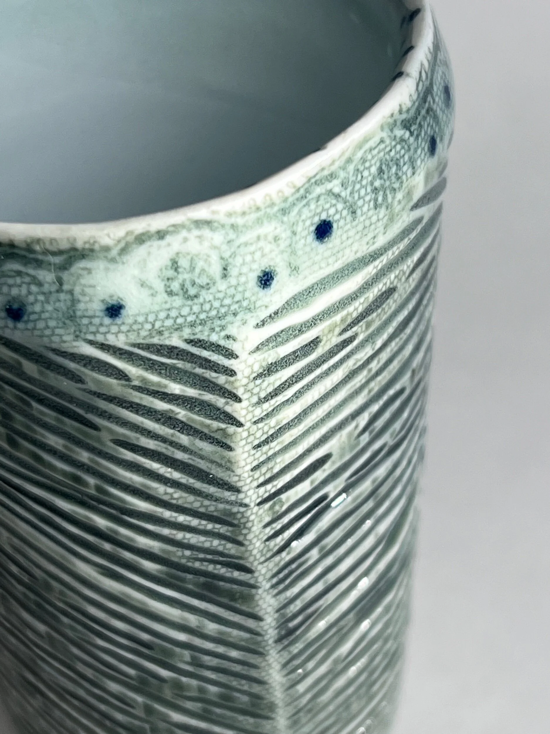 5DF36DC8-A095-4439-8495-D2E3A2DBE4F2