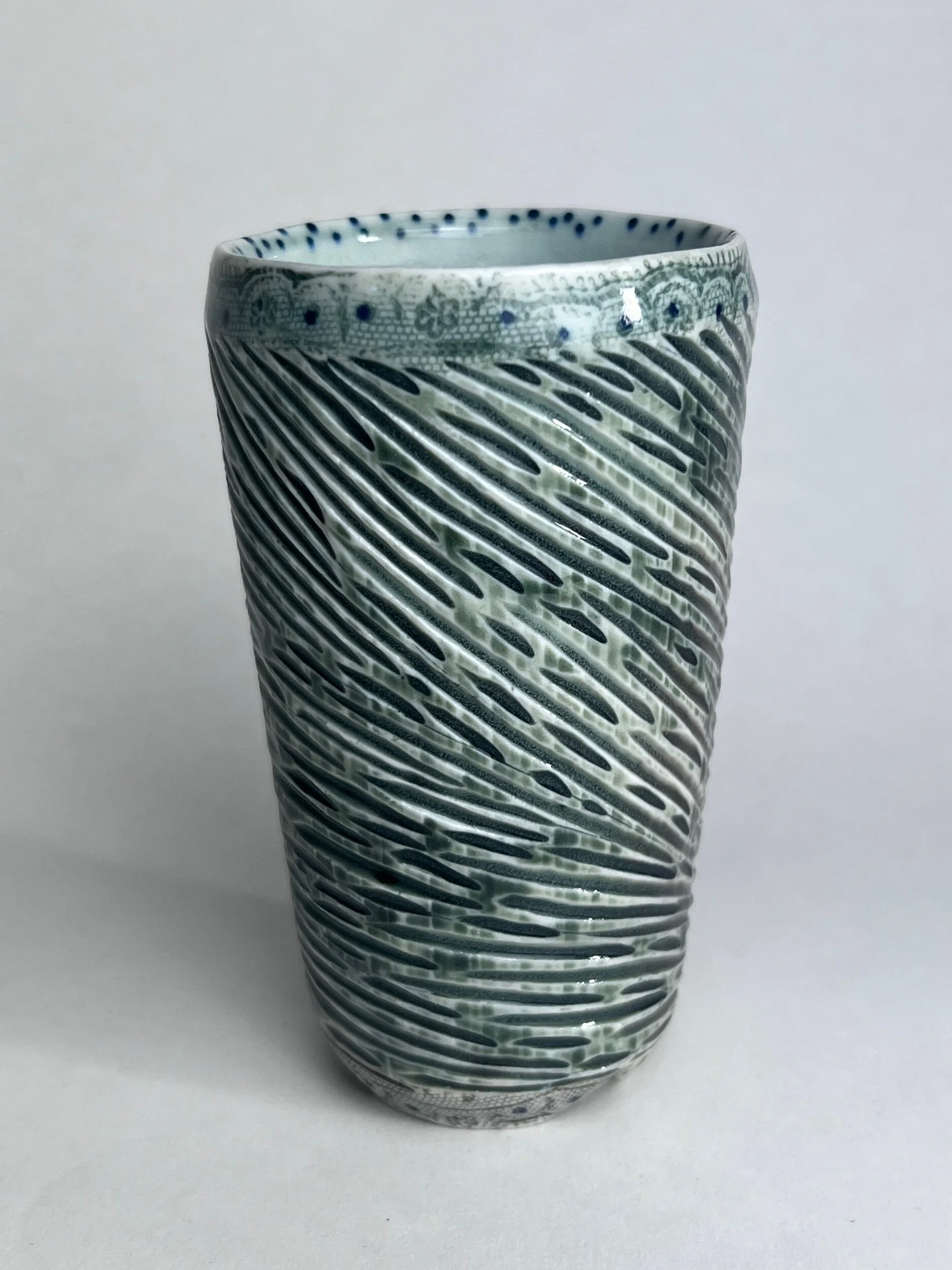 38EFDFC3-3300-4B8B-A54F-F902023309DE