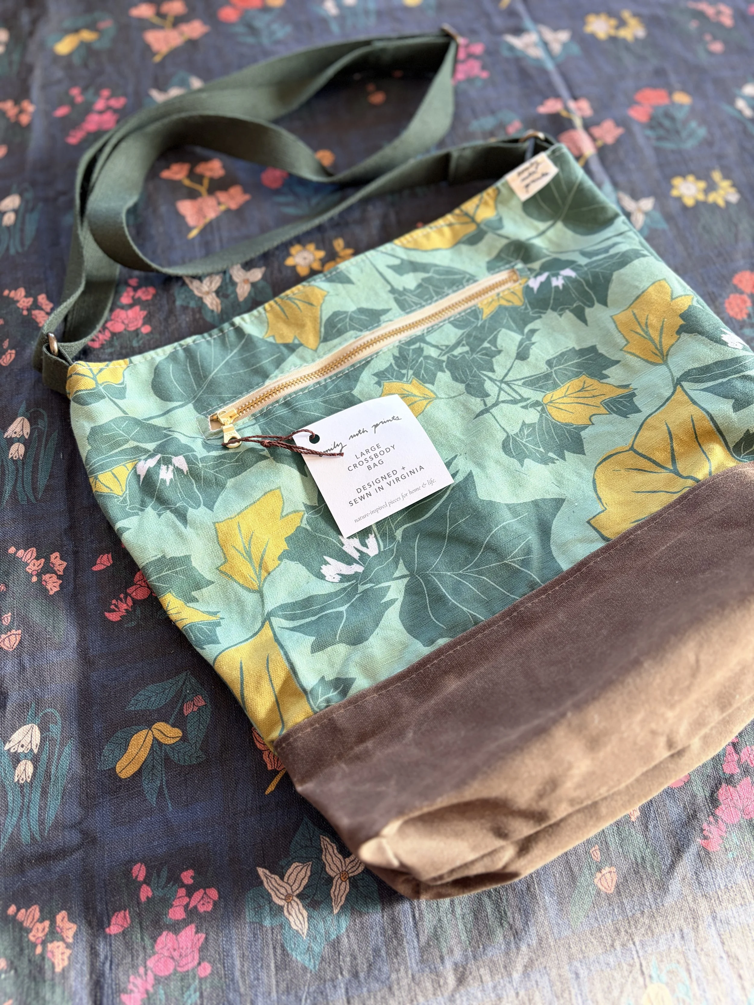 Large Crossbody - Tulip Poplar