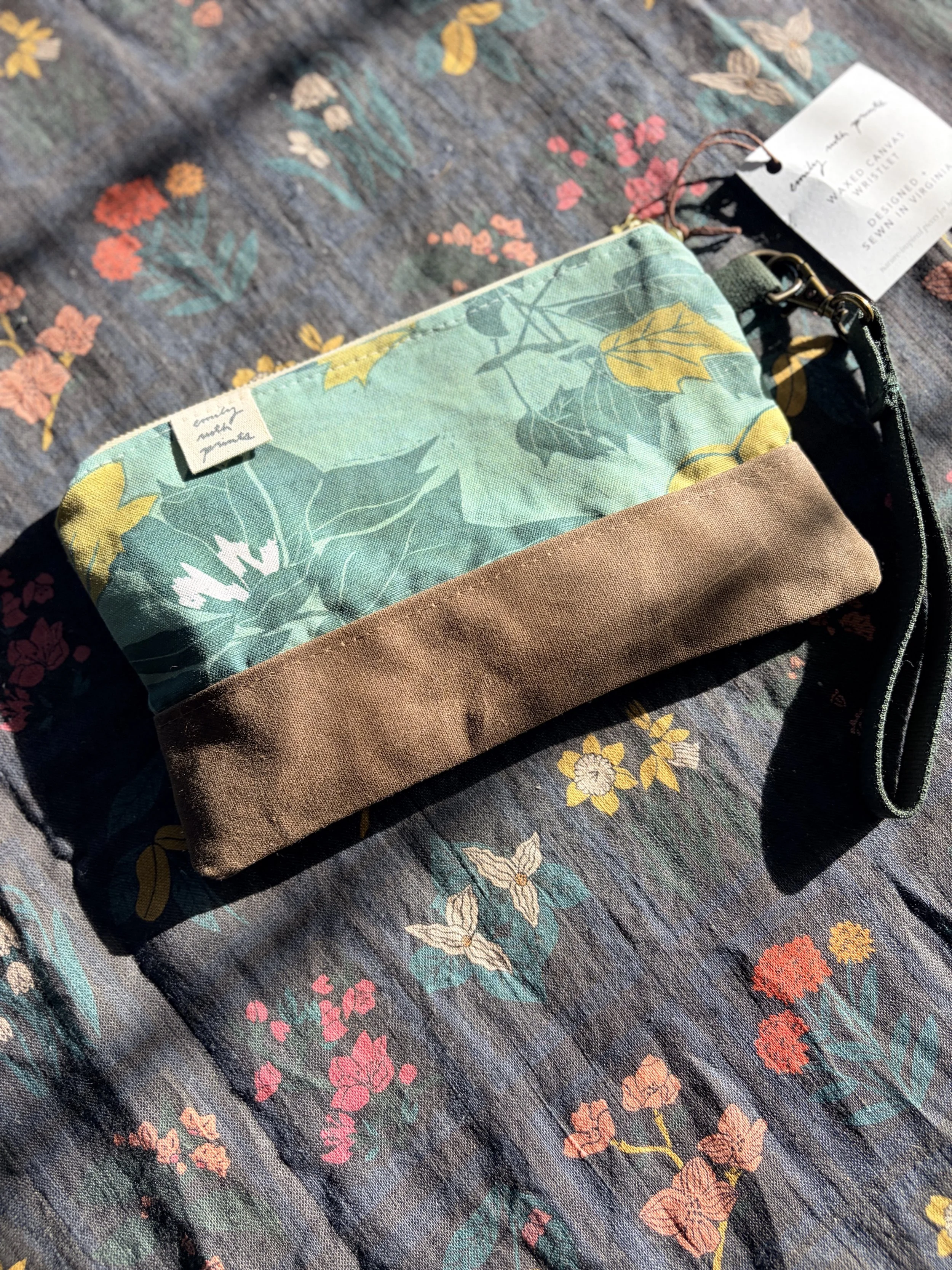 Wristlet- tulip poplar