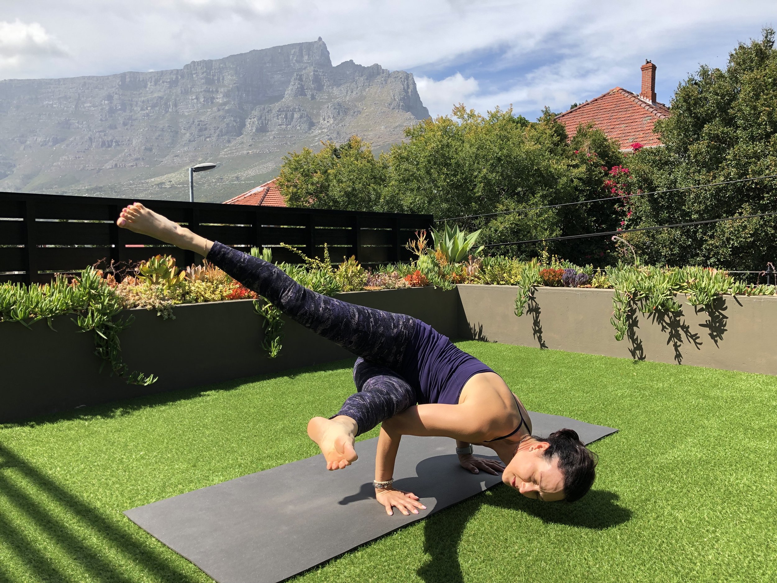 Arm Balance Workshop &amp; Breakfast