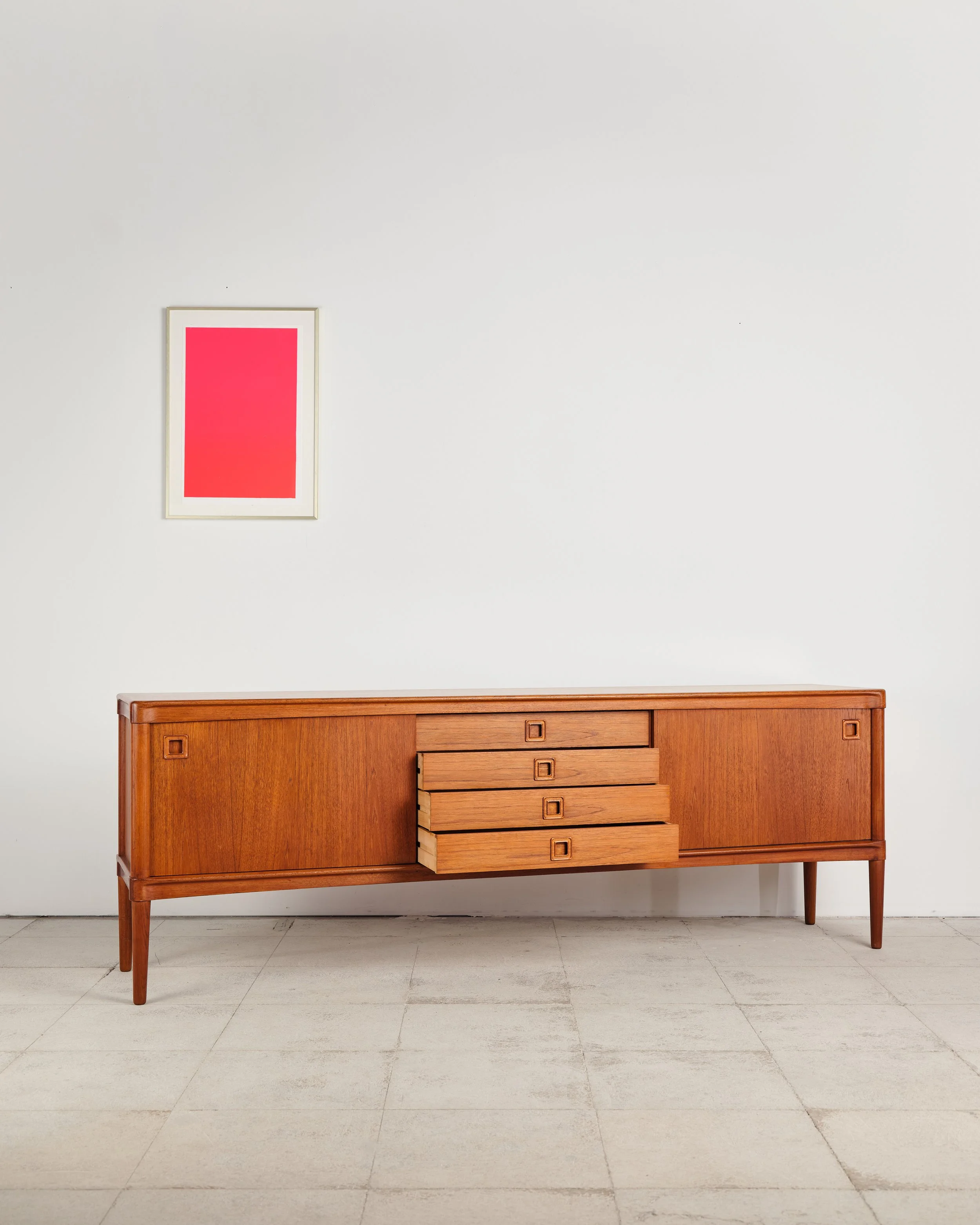 henry-w-klein-credenza-bramin-sideboard-teak-anrichte-mid-century-modern-furniture-mucmodern-16.jpg