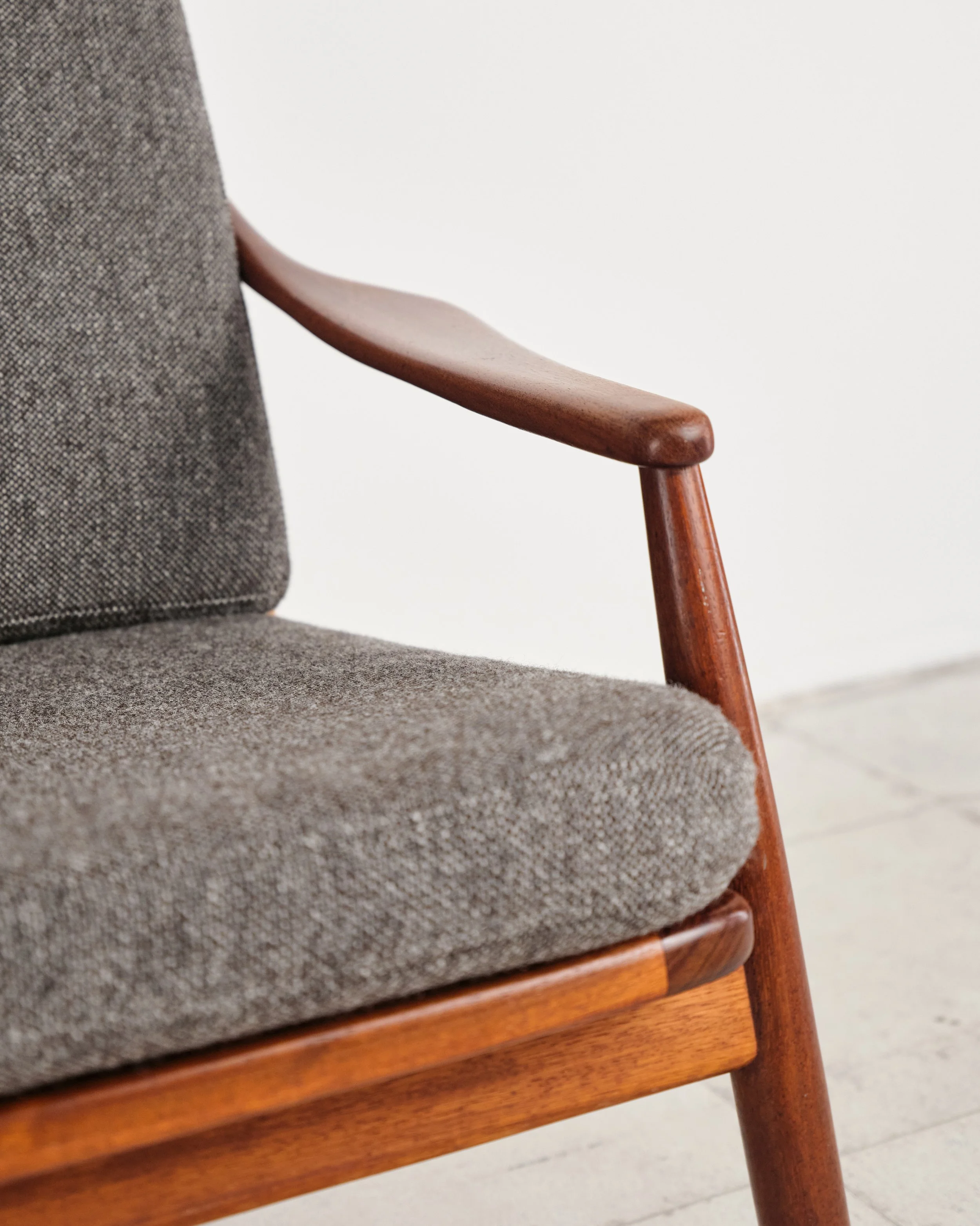 sofa-bench-hartmut-lohmeyer-teak-mid-century-modern-furniture-mucmodern-34.jpg