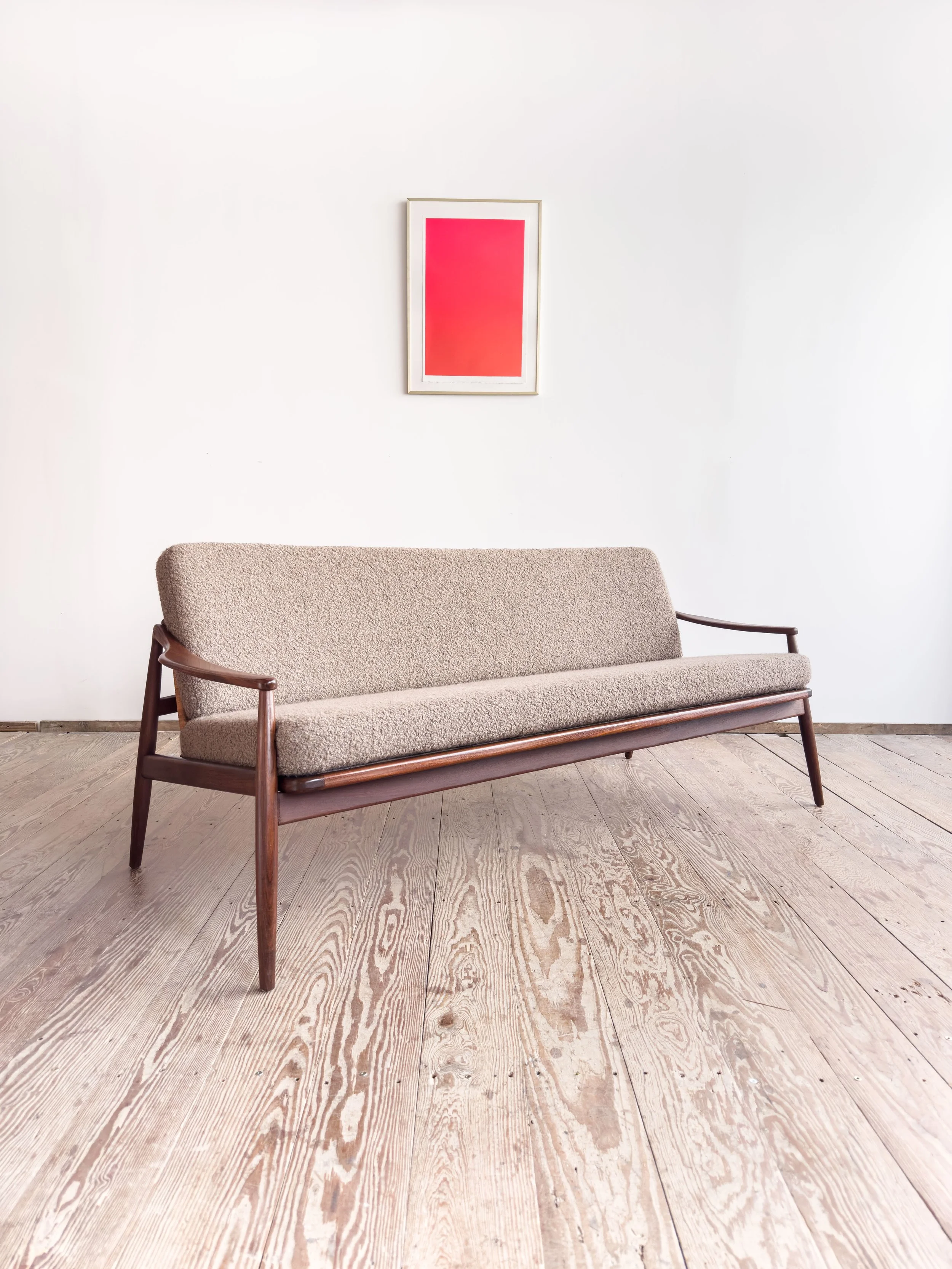 Hartmut-Lohmeyer-Sofa-400-mid-century-modern-furniture-mucmodern-1.jpg