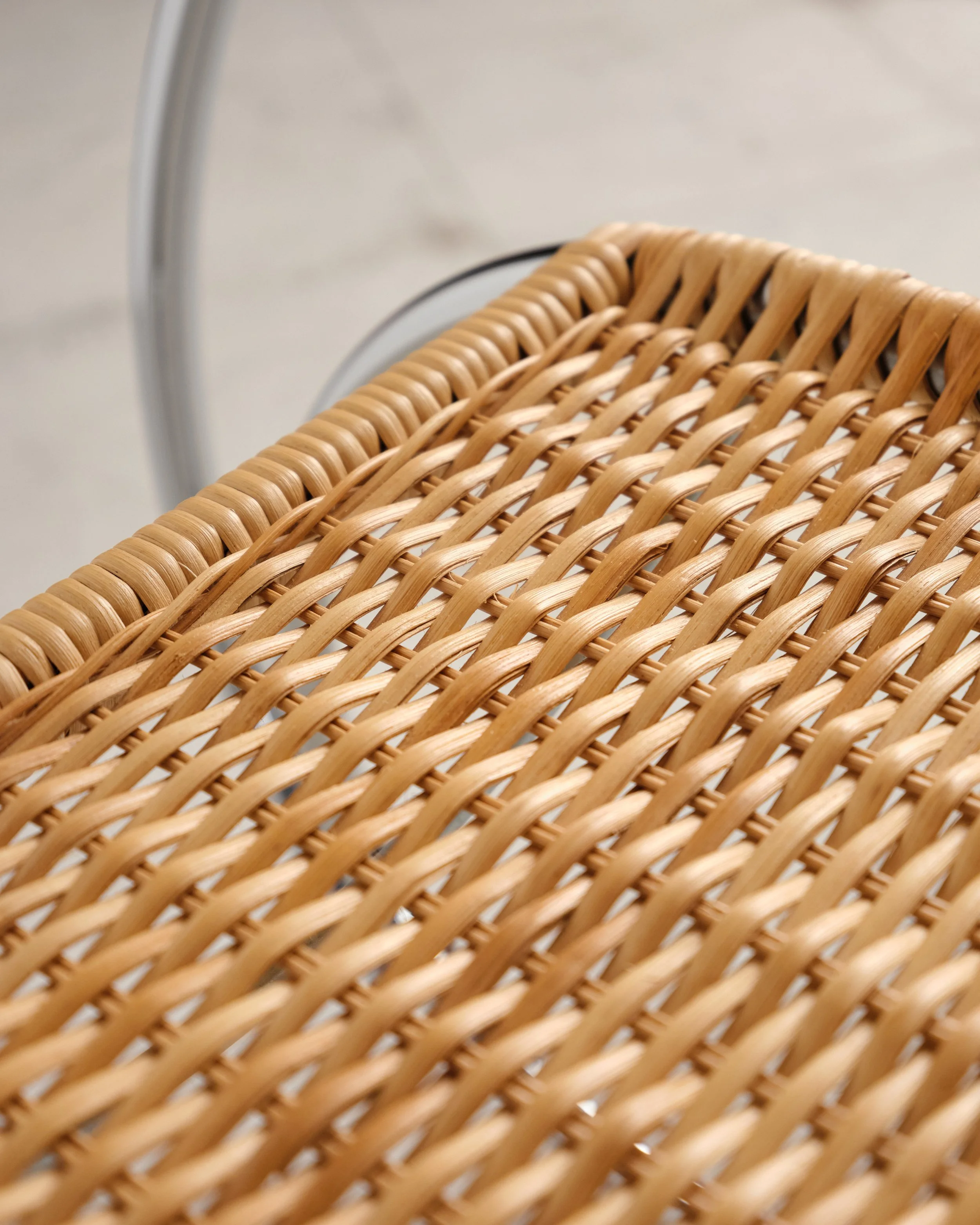 mies-van-der-rohe-MR20-S533RF-thonet-mid-century-modern-furniture-mucmodern-32.jpg