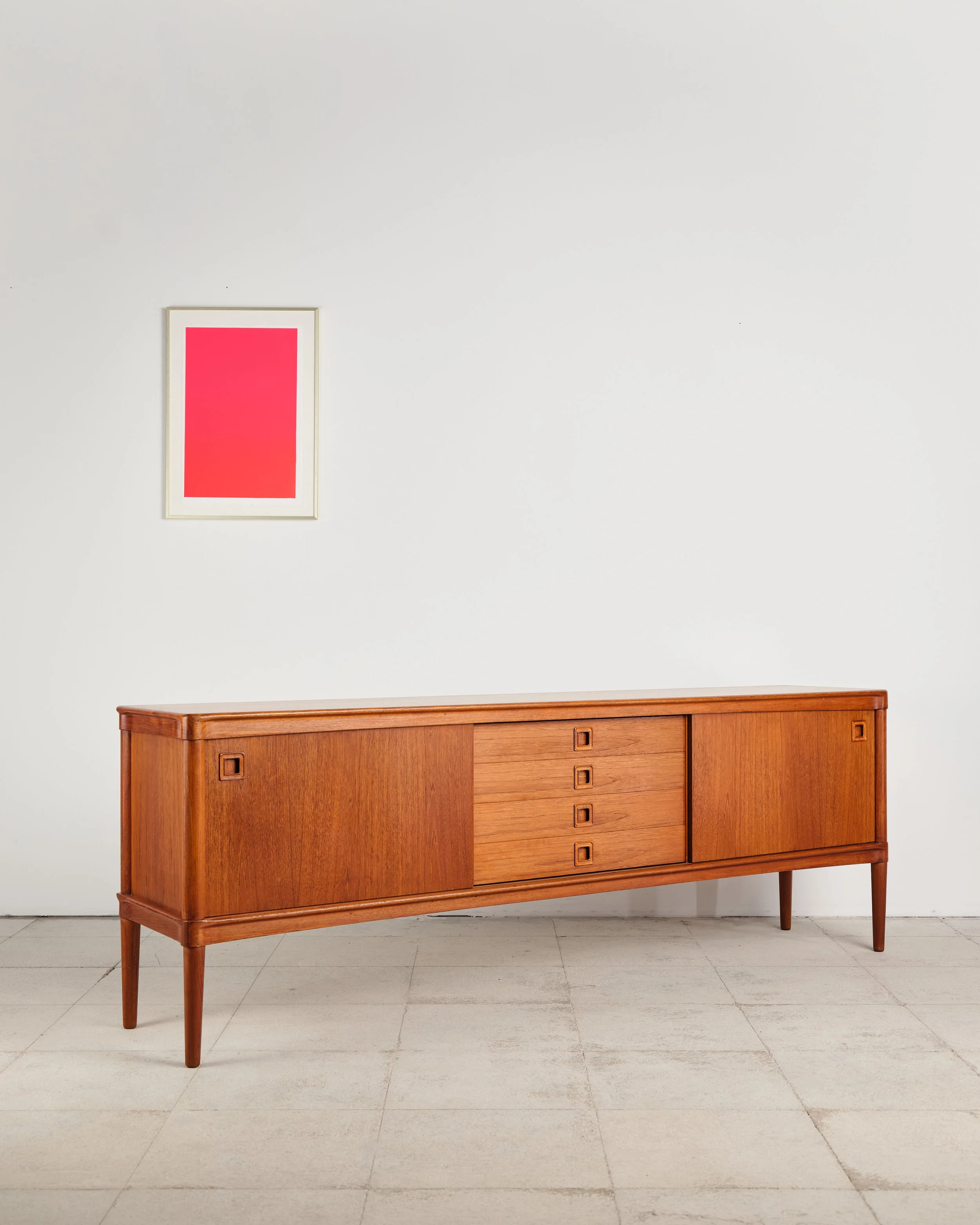 henry-w-klein-credenza-bramin-sideboard-teak-anrichte-mid-century-modern-furniture-mucmodern-17.jpg