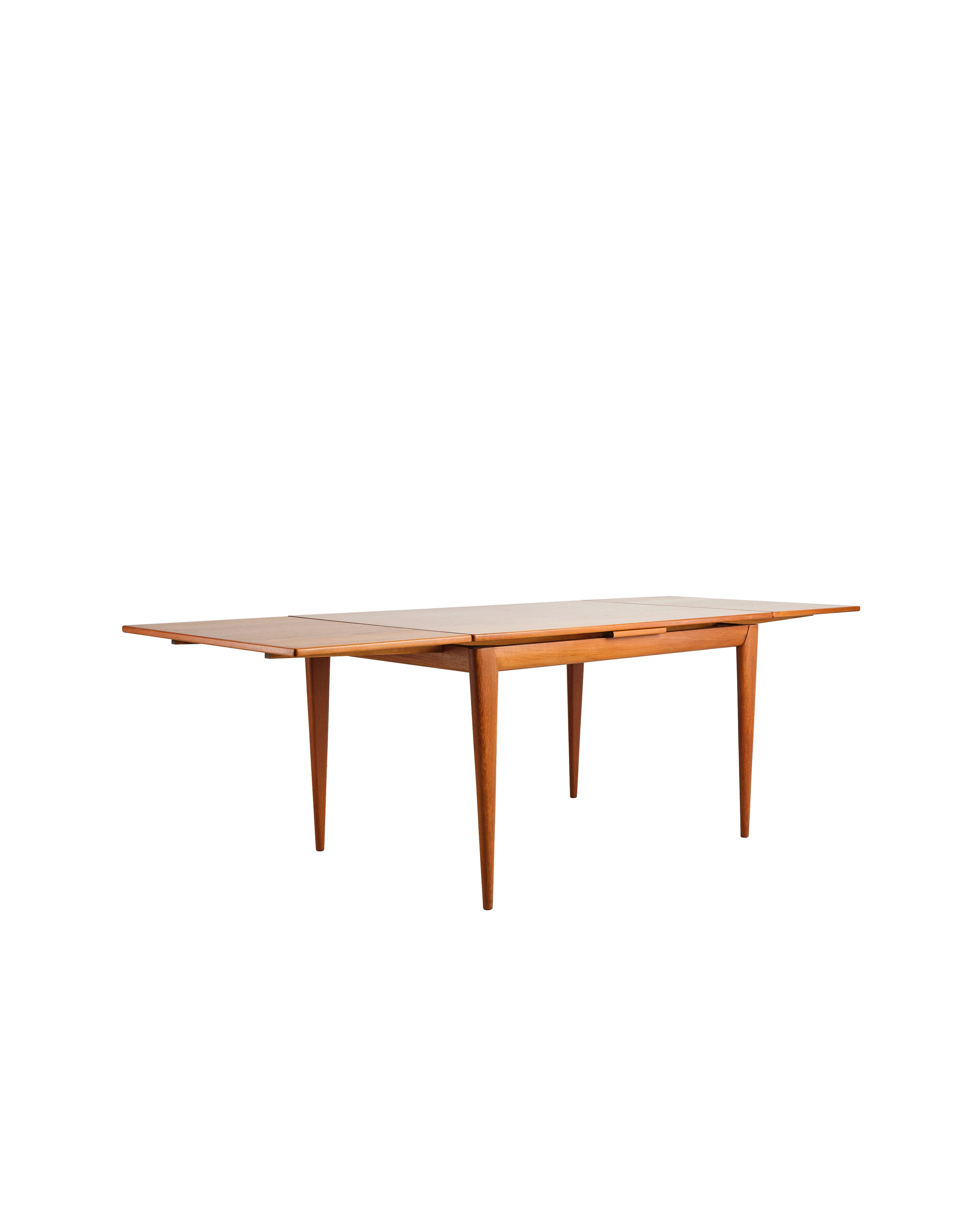 niels-moller-dining-table-teak-esstisch-mid-century-modern-furniture-mucmodern-1.png