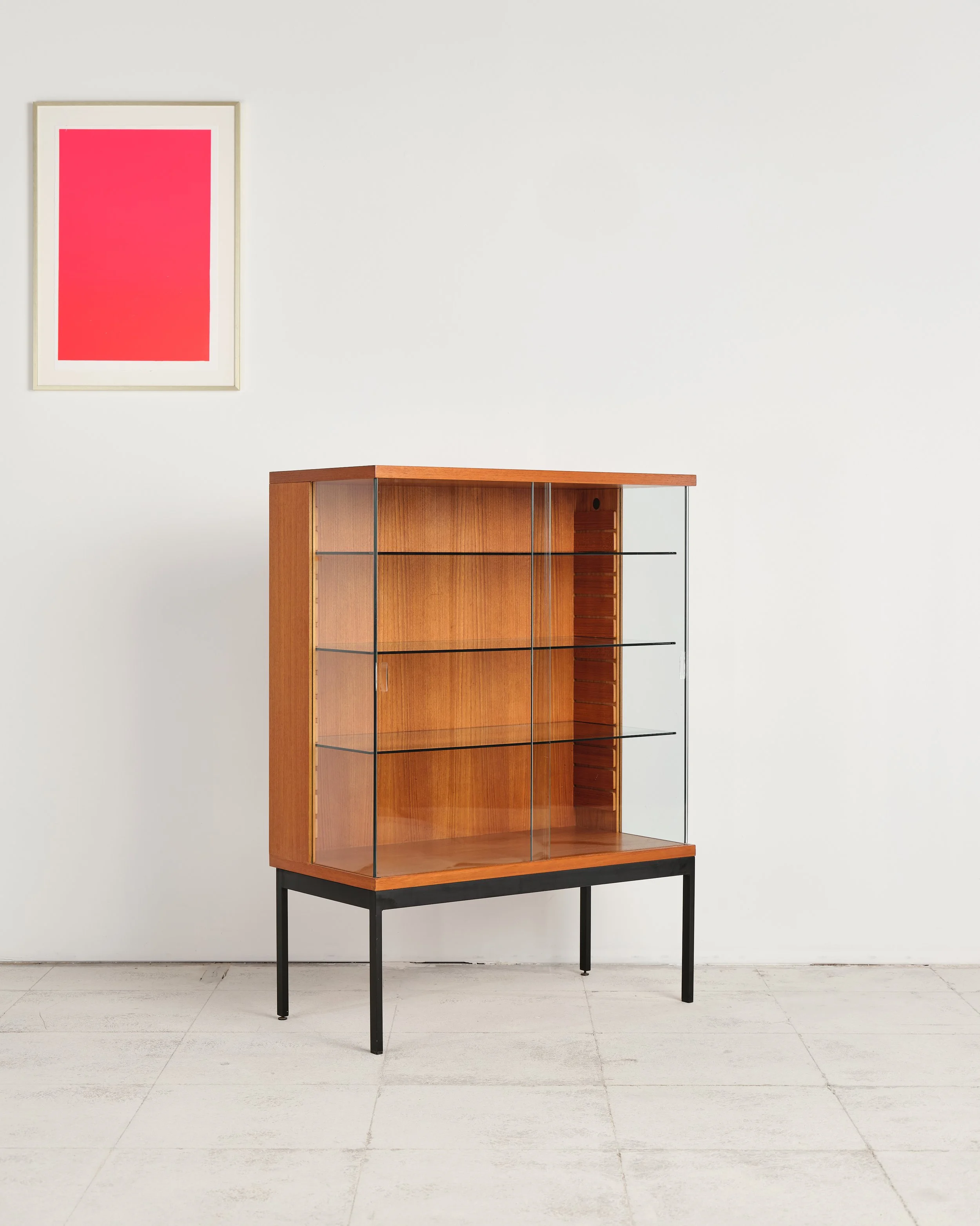 behr-dieter-waeckerlin-vitrine-glas-display-showcase-mid-century-modern-furniture-mucmodern-4.jpg