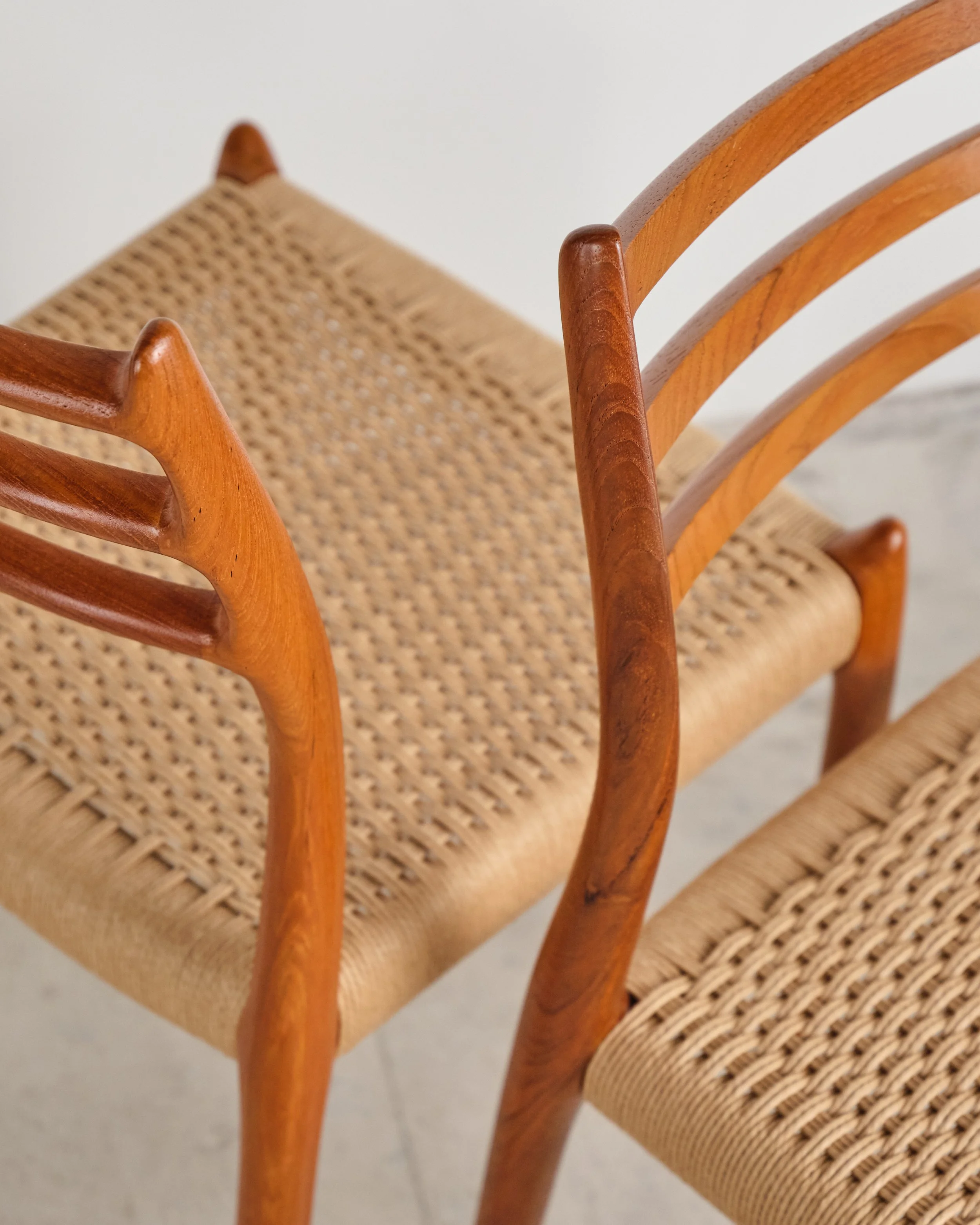 niels-moller-78-teak-chair-stuhl-set-mid-century-modern-furniture-mucmodern-23.jpg