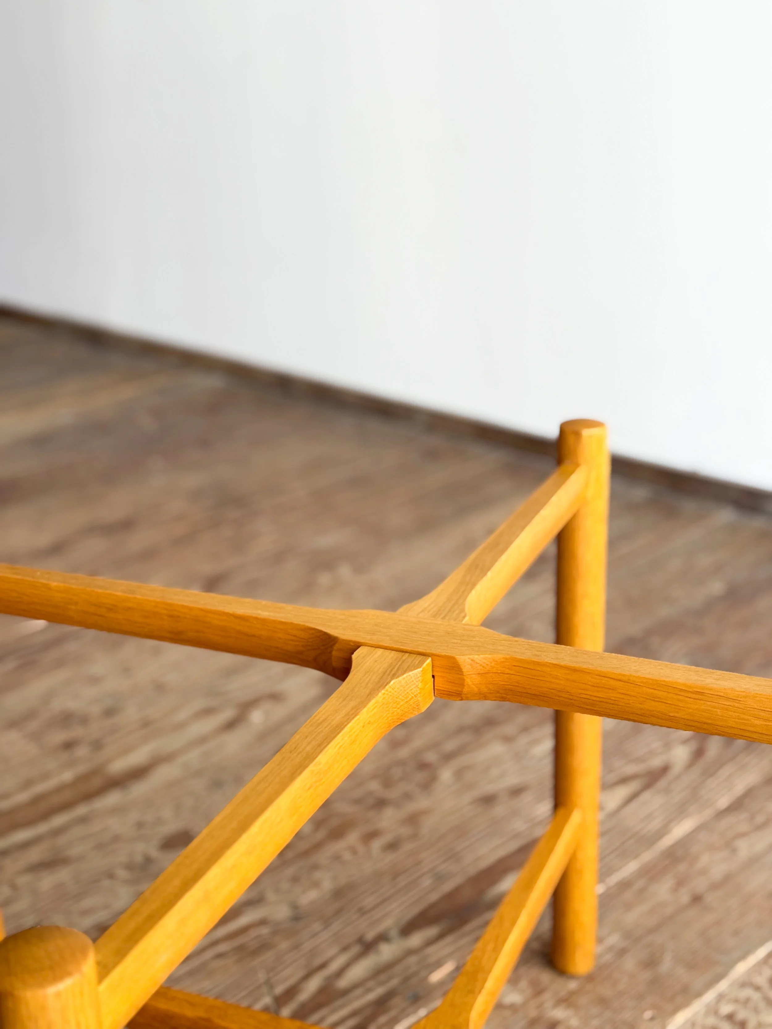 sofa-table-hans-wegner-pp35-at35-mid-century-modern-furniture-mucmodern-17.jpg