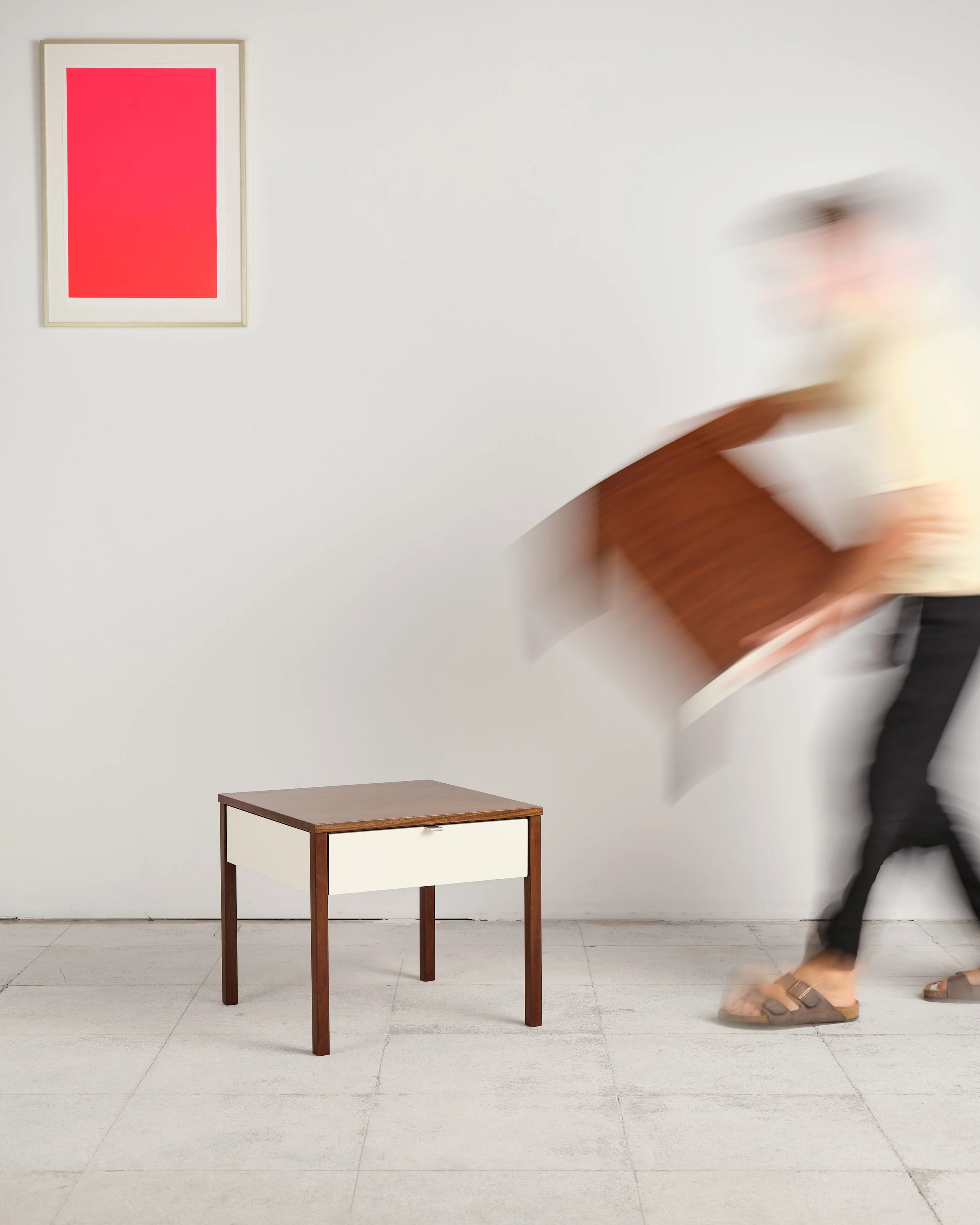 florence-knoll-international-bedside-table-nightstand-mid-century-modern-furniture-mucmodern-8.jpg