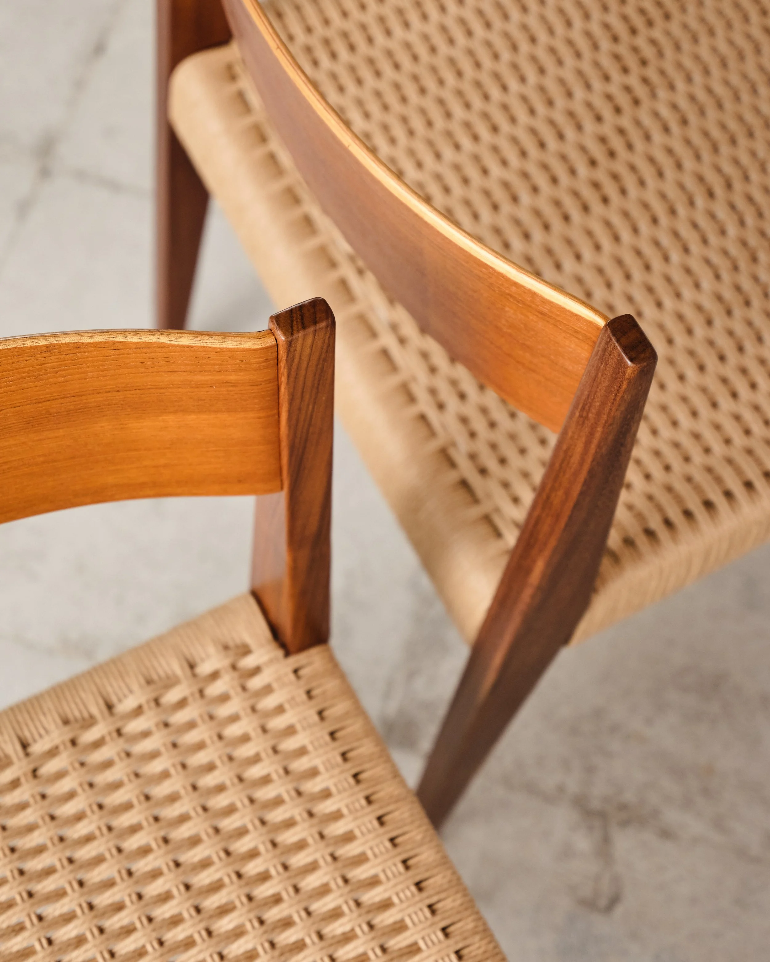 poul-cadovius-pia-walnut-chair-stuhl-set-mid-century-modern-furniture-mucmodern-20.jpg