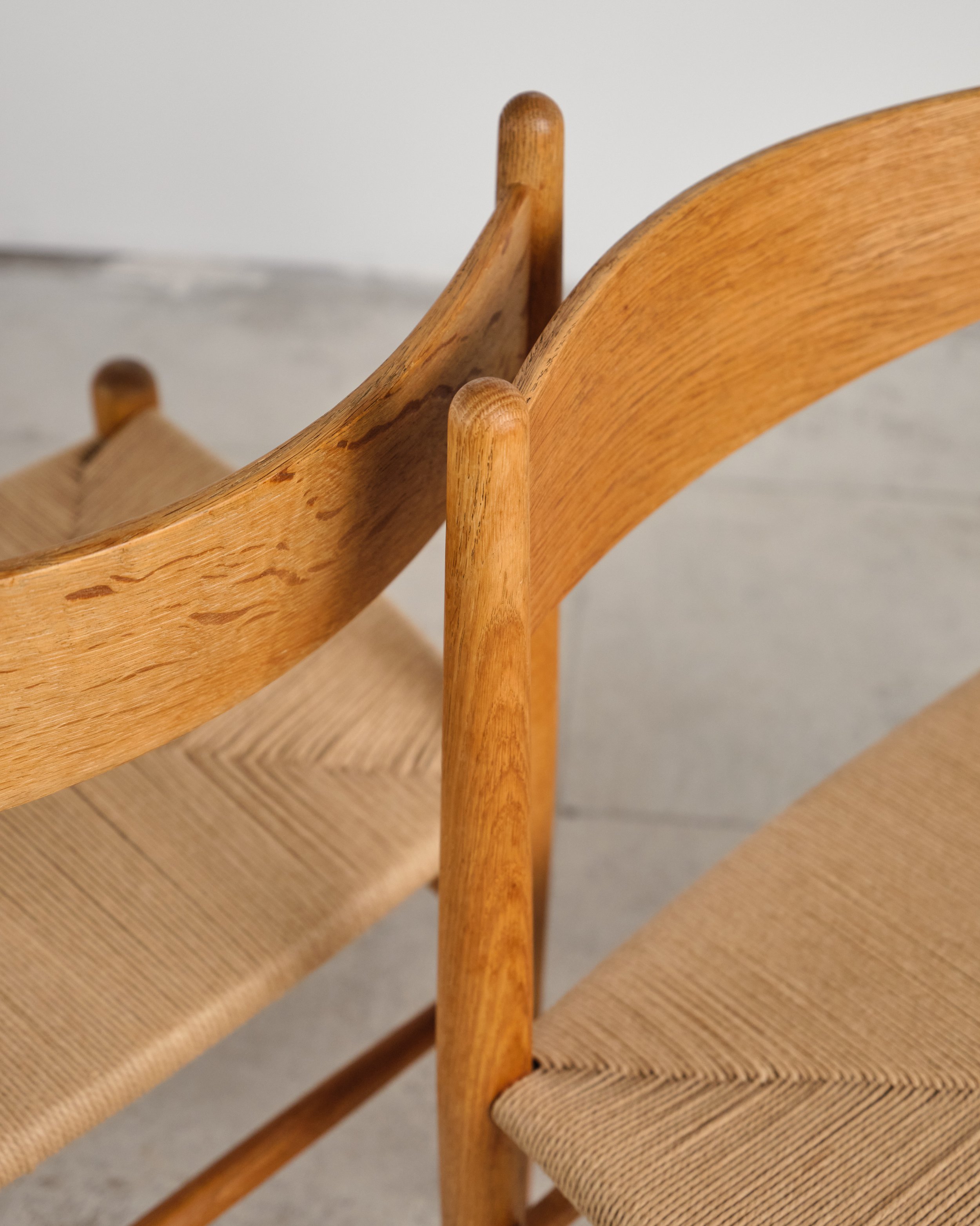 hans-wegner-dining-chairs-eiche-stühle-CH36-carl-hansen-mid-century-modern-furniture-mucmodern-19.jpg