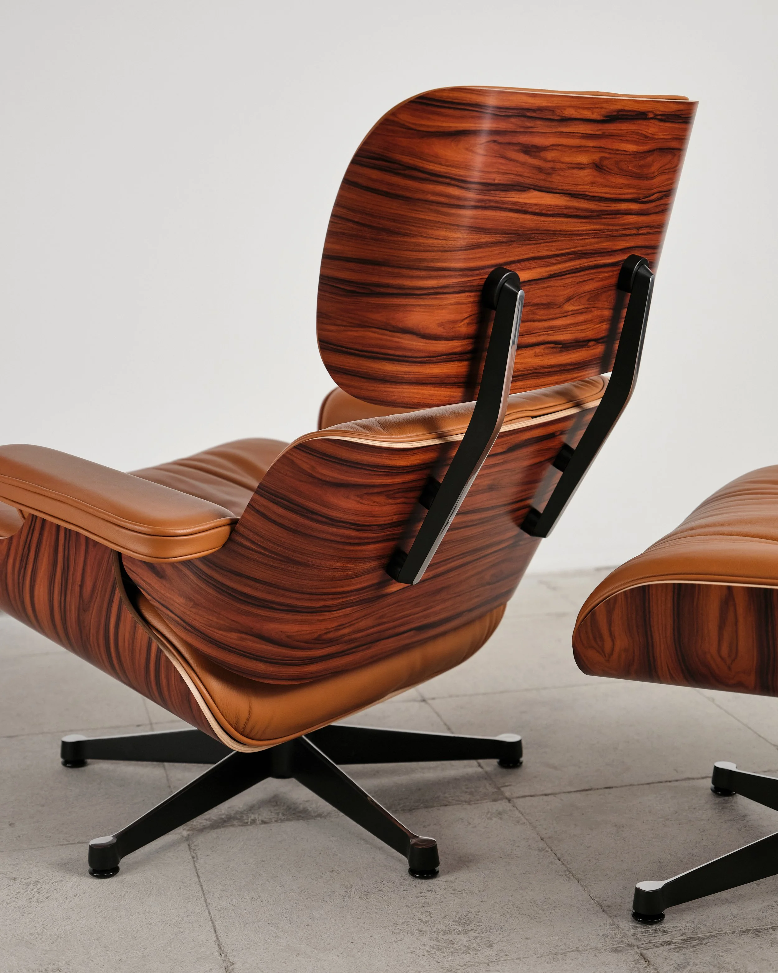 eames-lounge-chair-ottoman-rosewood-palisander-vitra-mid-century-modern-furniture-mucmodern-17.jpg