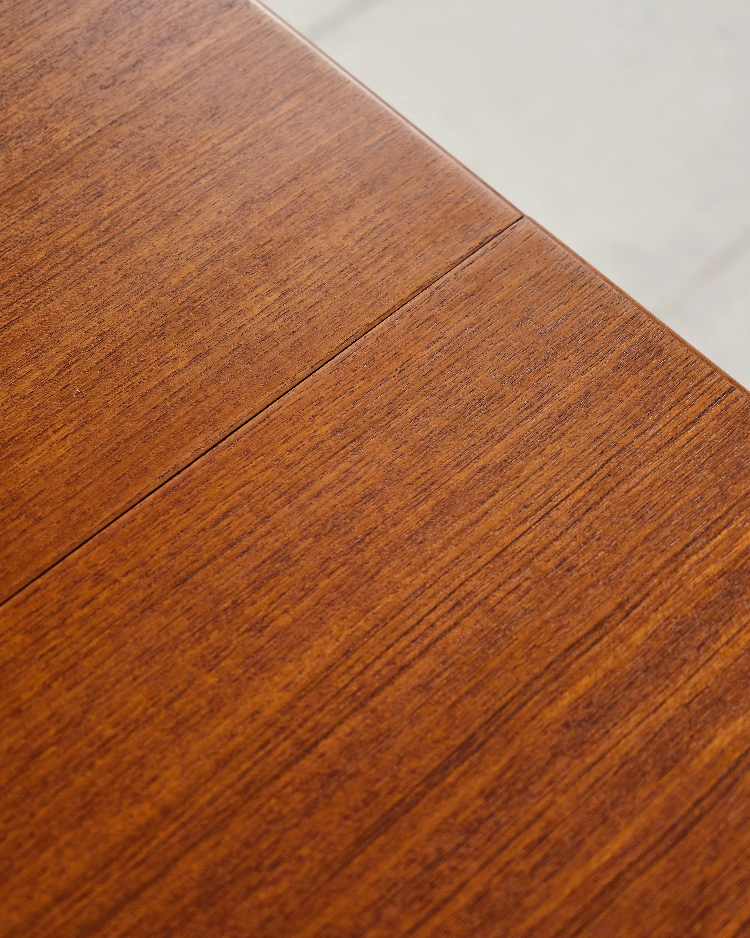 Tisch-table-hartmut-lohmeyer-wilkhahn-mid-century-modern-furniture-mucmodern-17.jpg