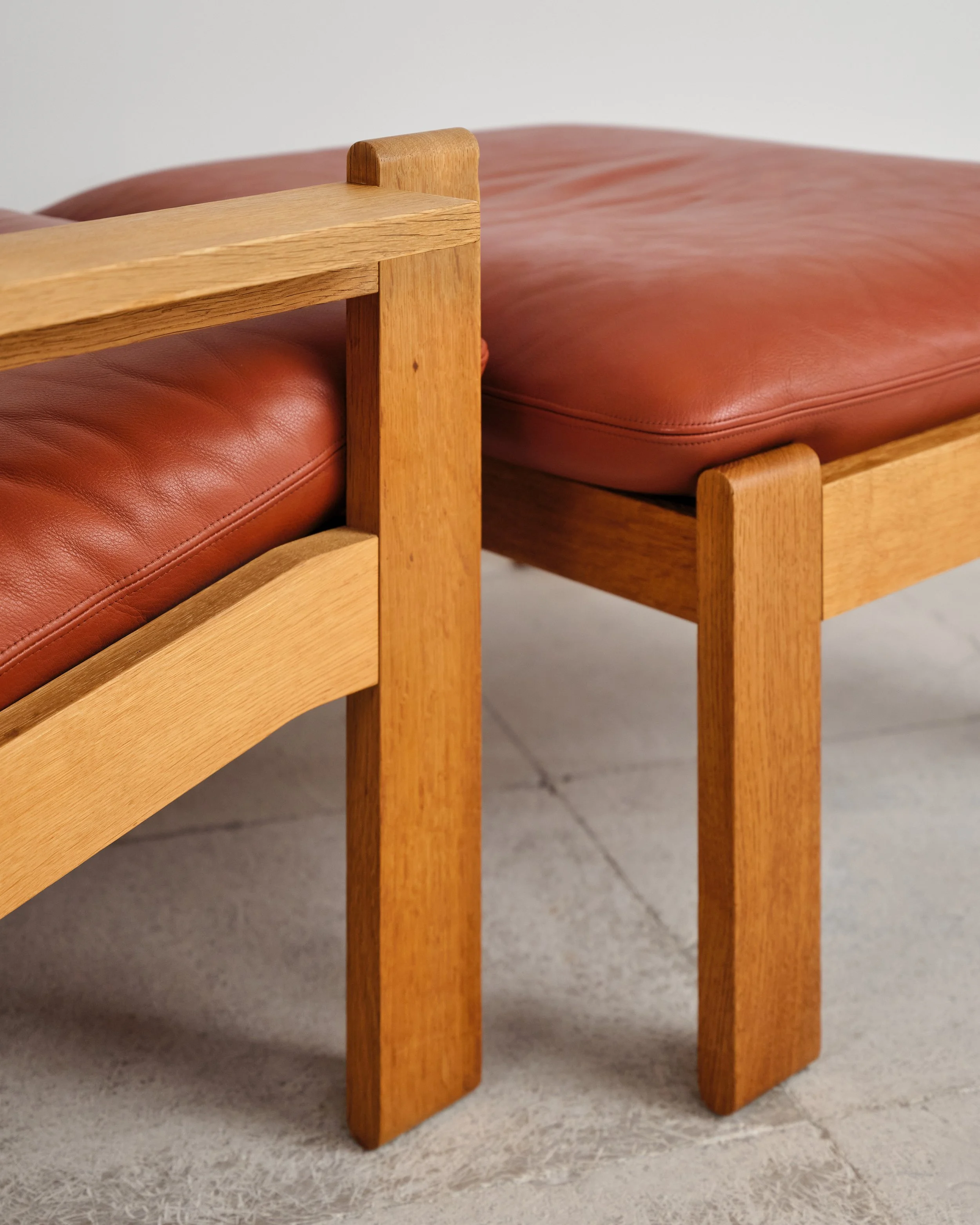 Tage-Poulsen-lounge-chairs-set-ottoman-mid-century-modern-furniture-mucmodern-24.jpg
