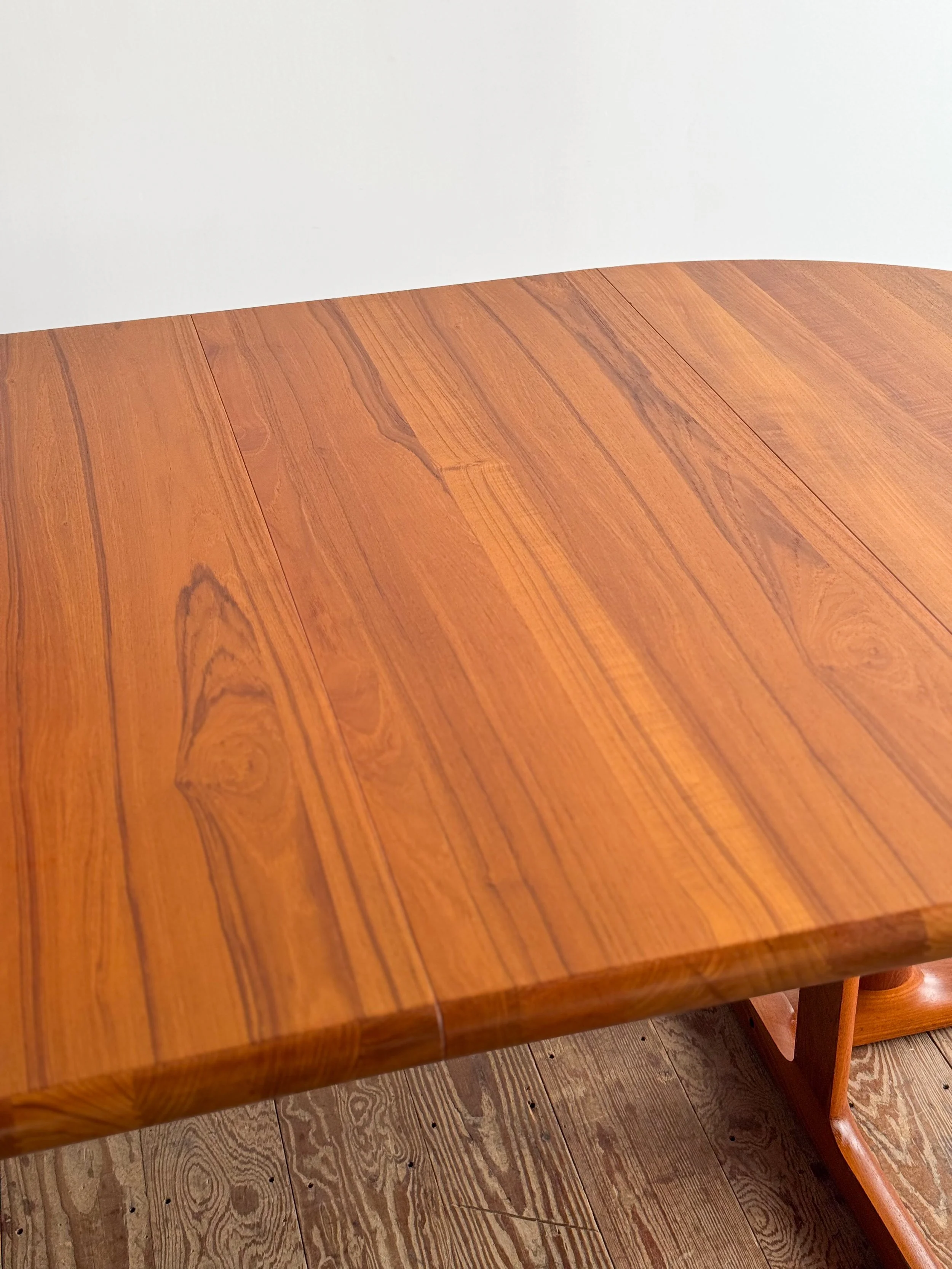 dyrlund-esstisch-rund-ausziehbar-teak-mid-century-modern-furniture-mucmodern-9.jpg