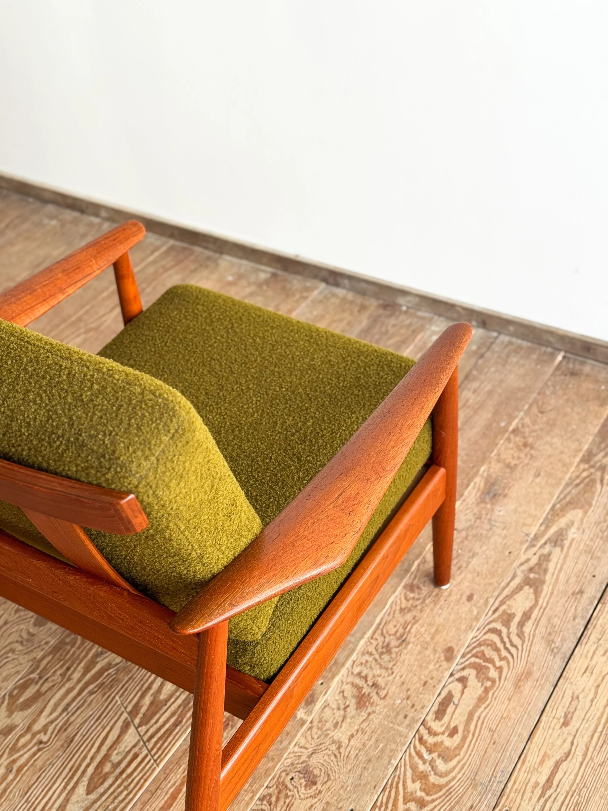 Sessel-armchair-FD164-Arne-Vodder-mid-century-modern-furniture-mucmodern-13.jpg