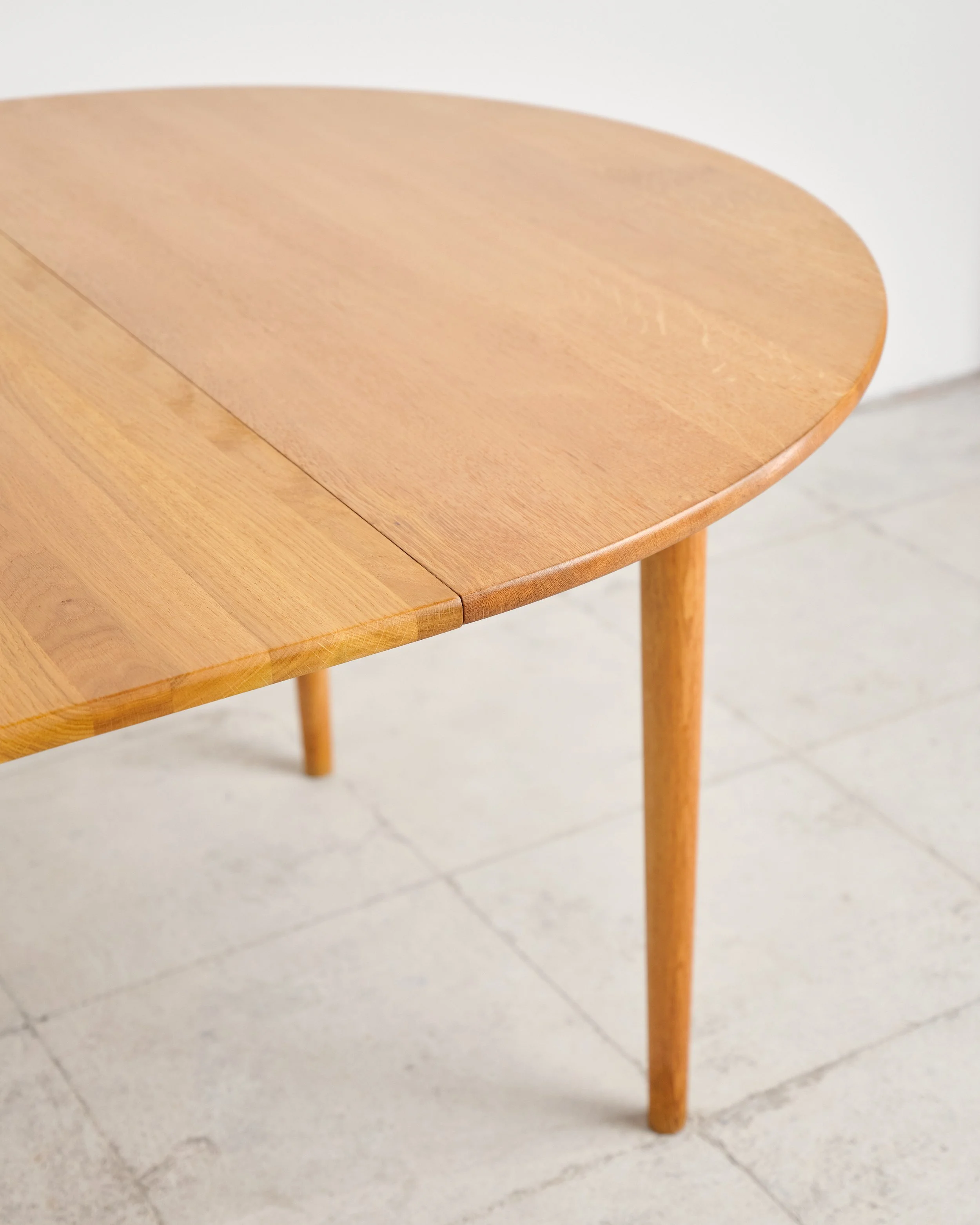hans-wegner-dining-table-esstisch-CH337-carl-hansen-mid-century-modern-furniture-mucmodern-28.jpg